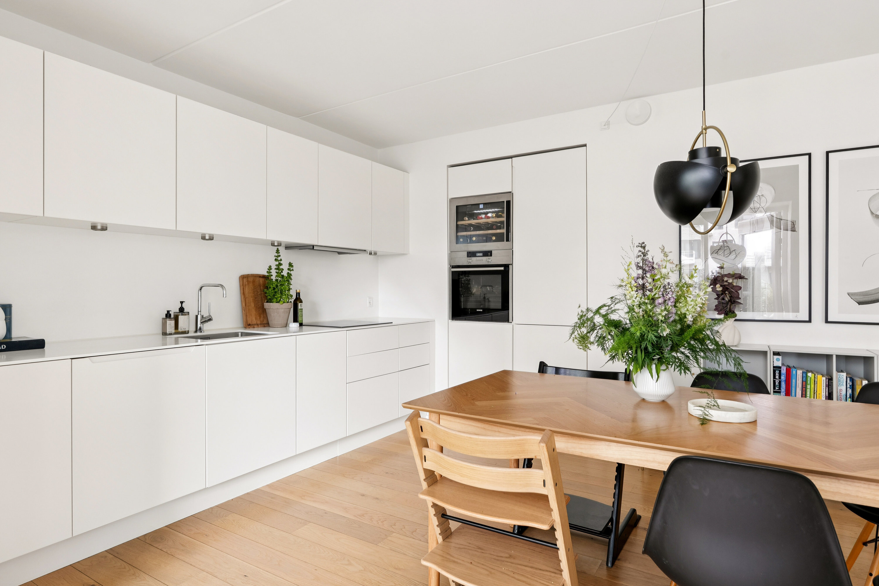 Fremhævet spisestue billede i fuldskærmstilstand. Billede af Islands Brygge 38A, 2. th., 2300 København S