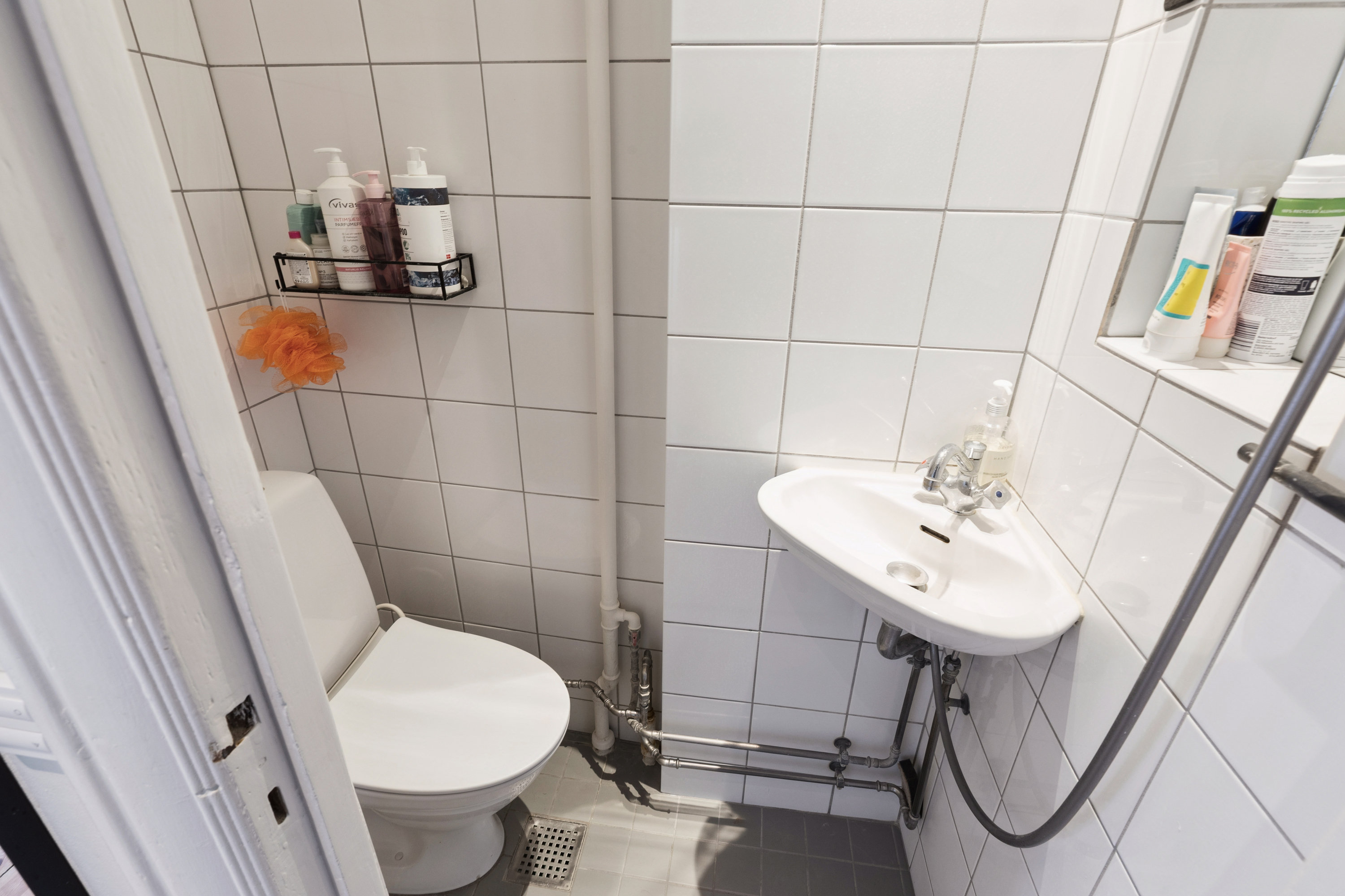 Fremhævet badeværelse billede i fuldskærmstilstand. Billede af Molbechsvej 7, 4. th., 2500 Valby