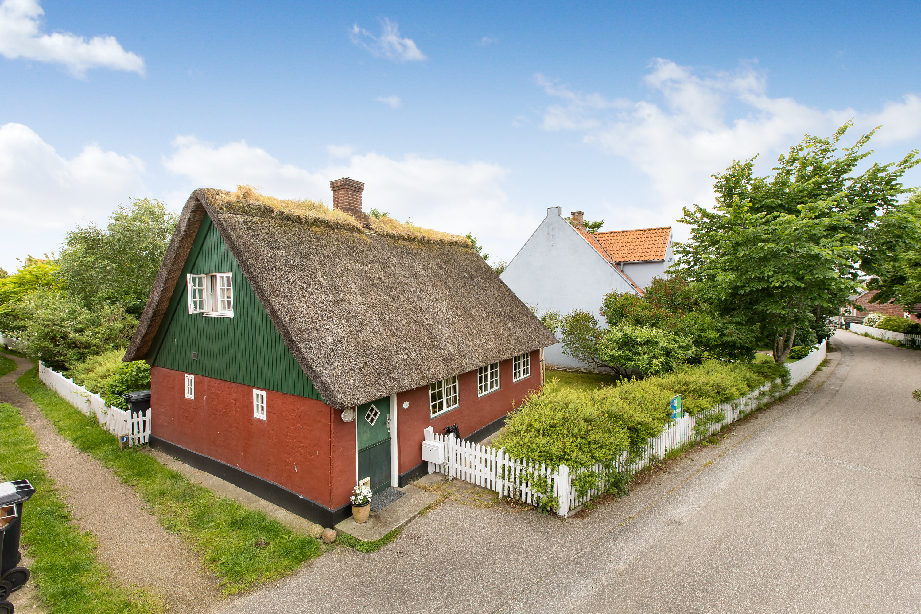 Fremhævet facade billede i fuldskærmstilstand. Billede af Nordre Engvej 4, Nordby, 6720 Fanø