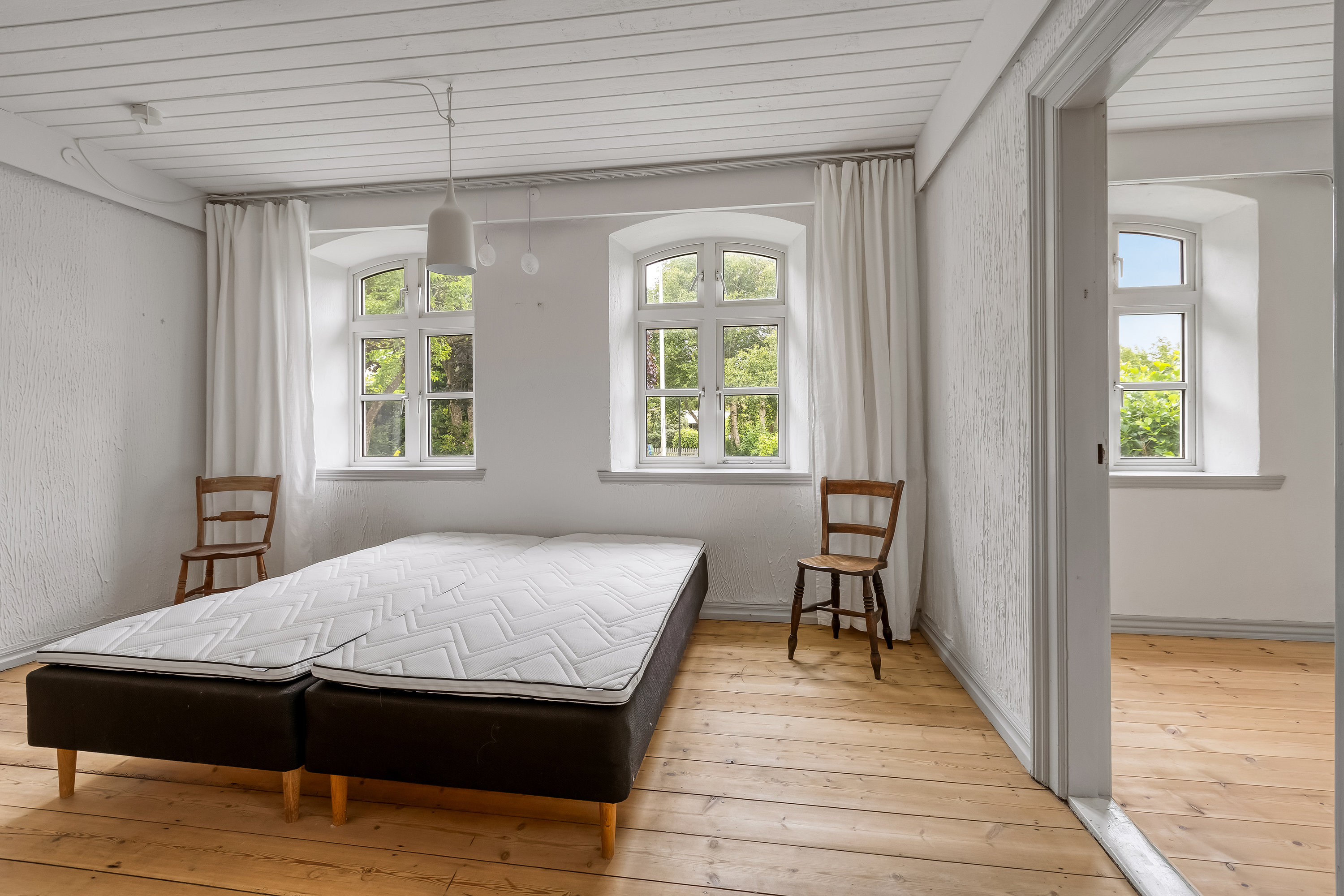 Fremhævet soveværelse billede i fuldskærmstilstand. Billede af Hovedgaden 85A, st., Nordby, 6720 Fanø