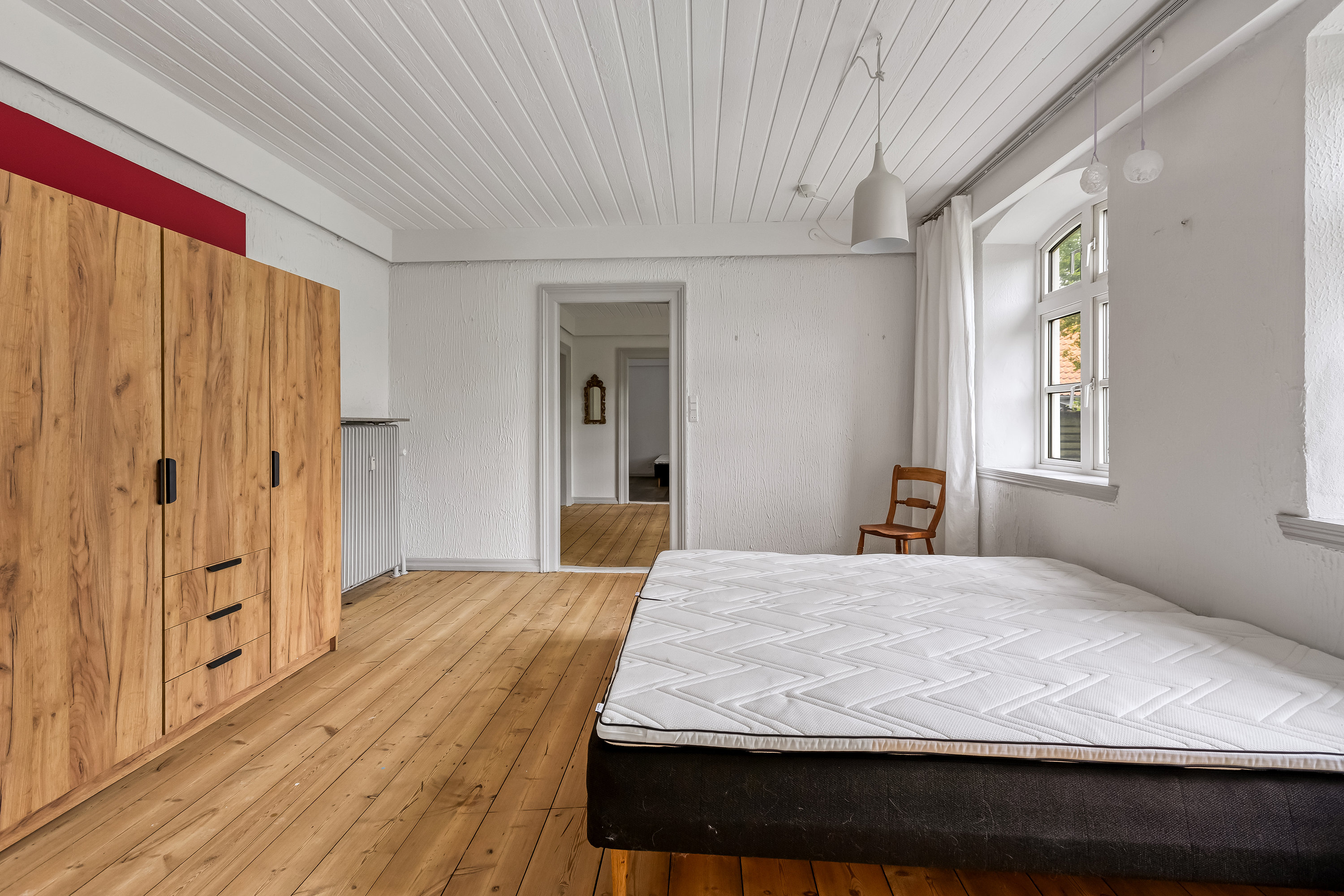 Fremhævet soveværelse billede i fuldskærmstilstand. Billede af Hovedgaden 85A, st., Nordby, 6720 Fanø