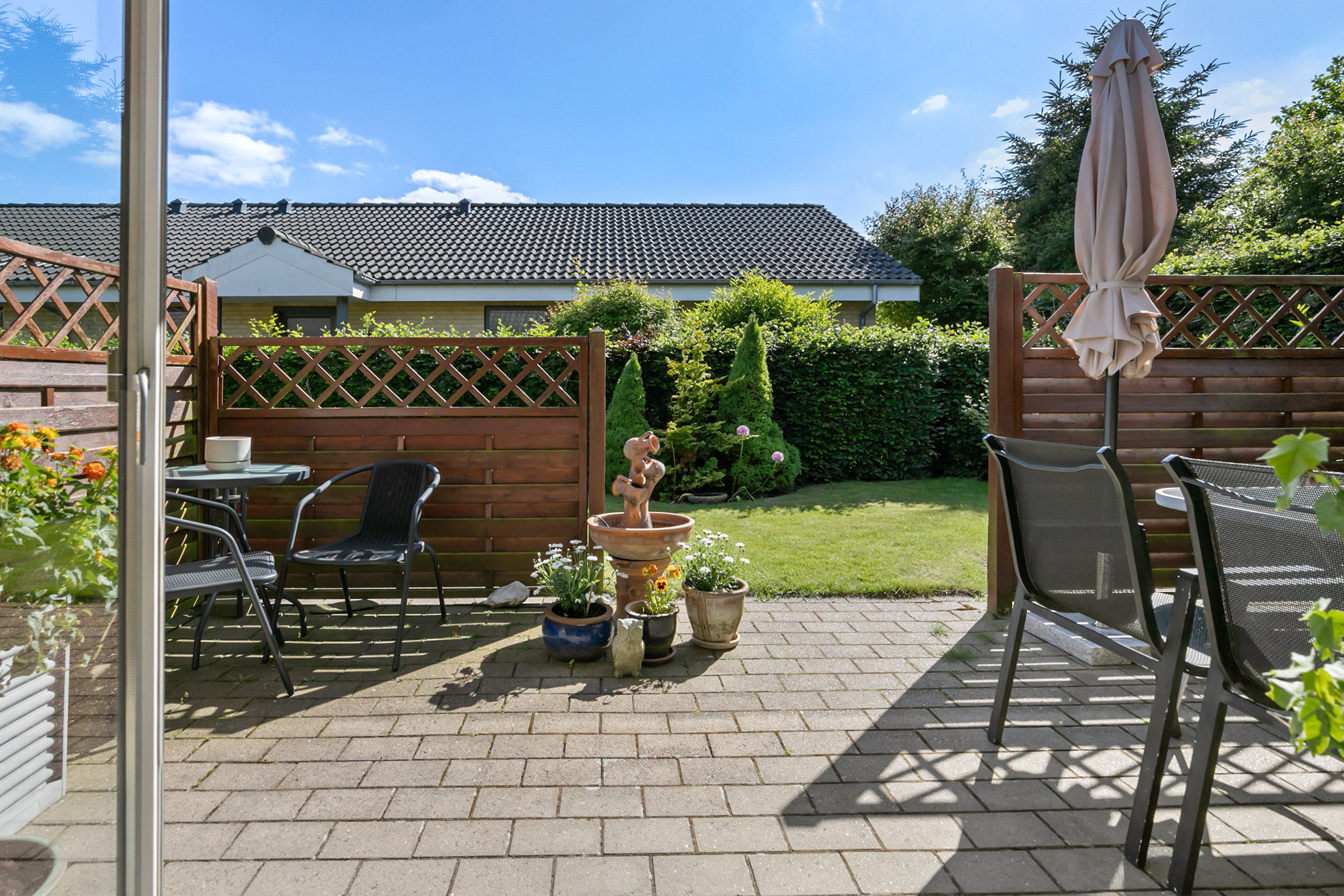 Fremhævet terrasse billede i fuldskærmstilstand. Billede af Dyrlægegaarden 7, Birkelse, 9440 Aabybro