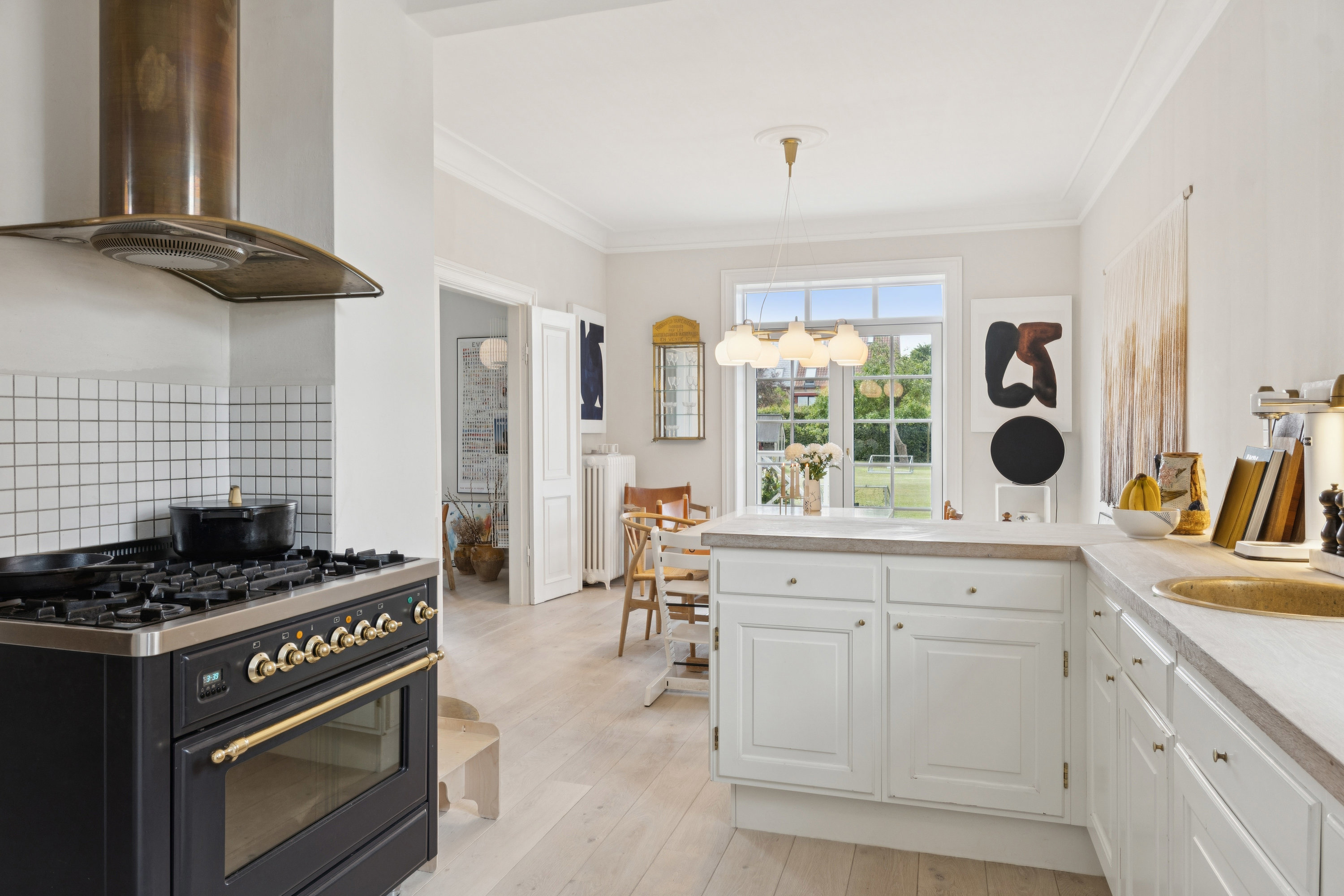 Fremhævet  billede i fuldskærmstilstand. Billede af Dronning Christines Vej 12, 9000 Aalborg