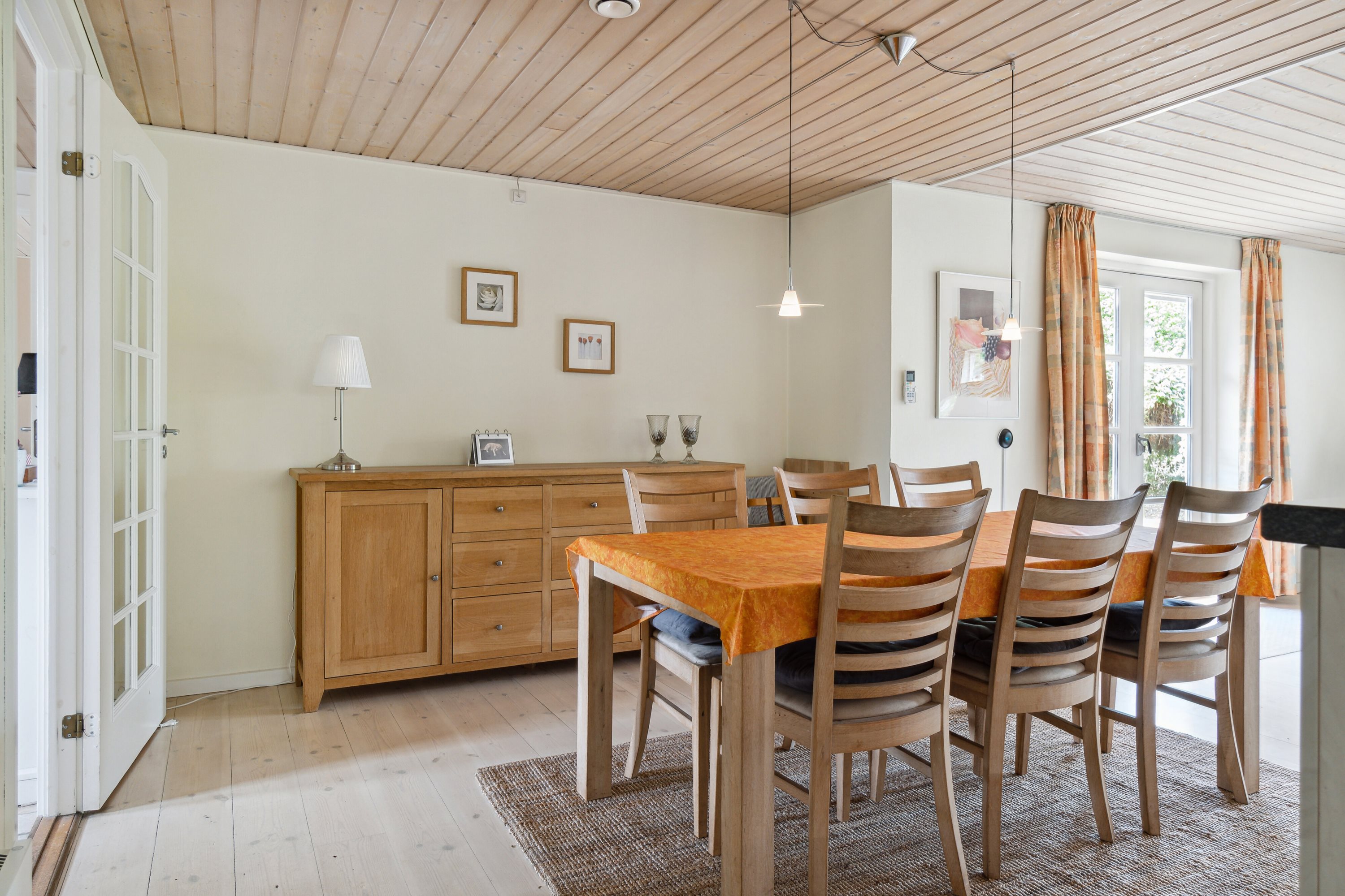 Fremhævet spisestue billede i fuldskærmstilstand. Billede af Gærdesangervej 5, 4200 Slagelse