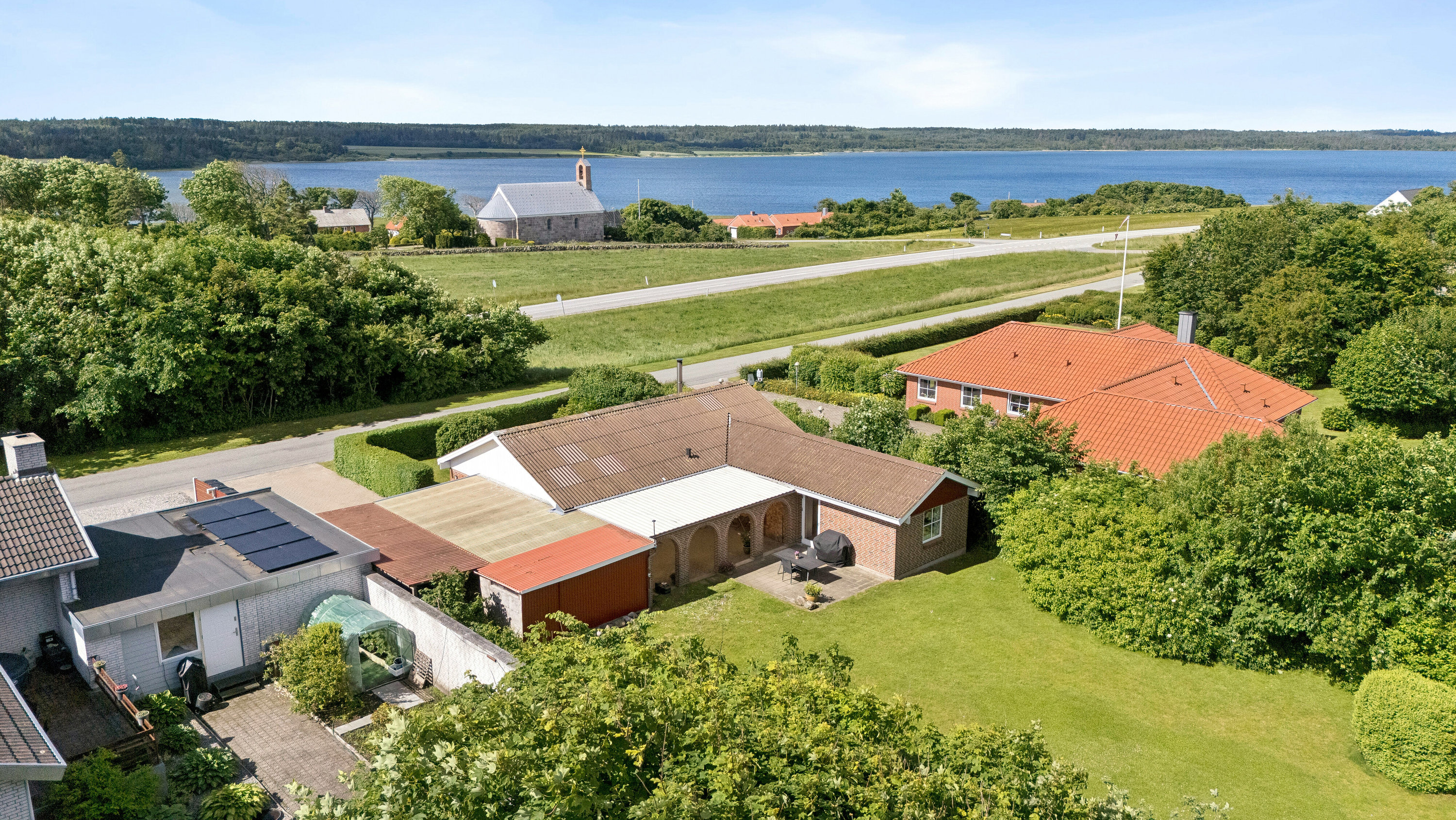 Fremhævet set fra haven billede i fuldskærmstilstand. Billede af Lien 38, V Vandet, 7700 Thisted