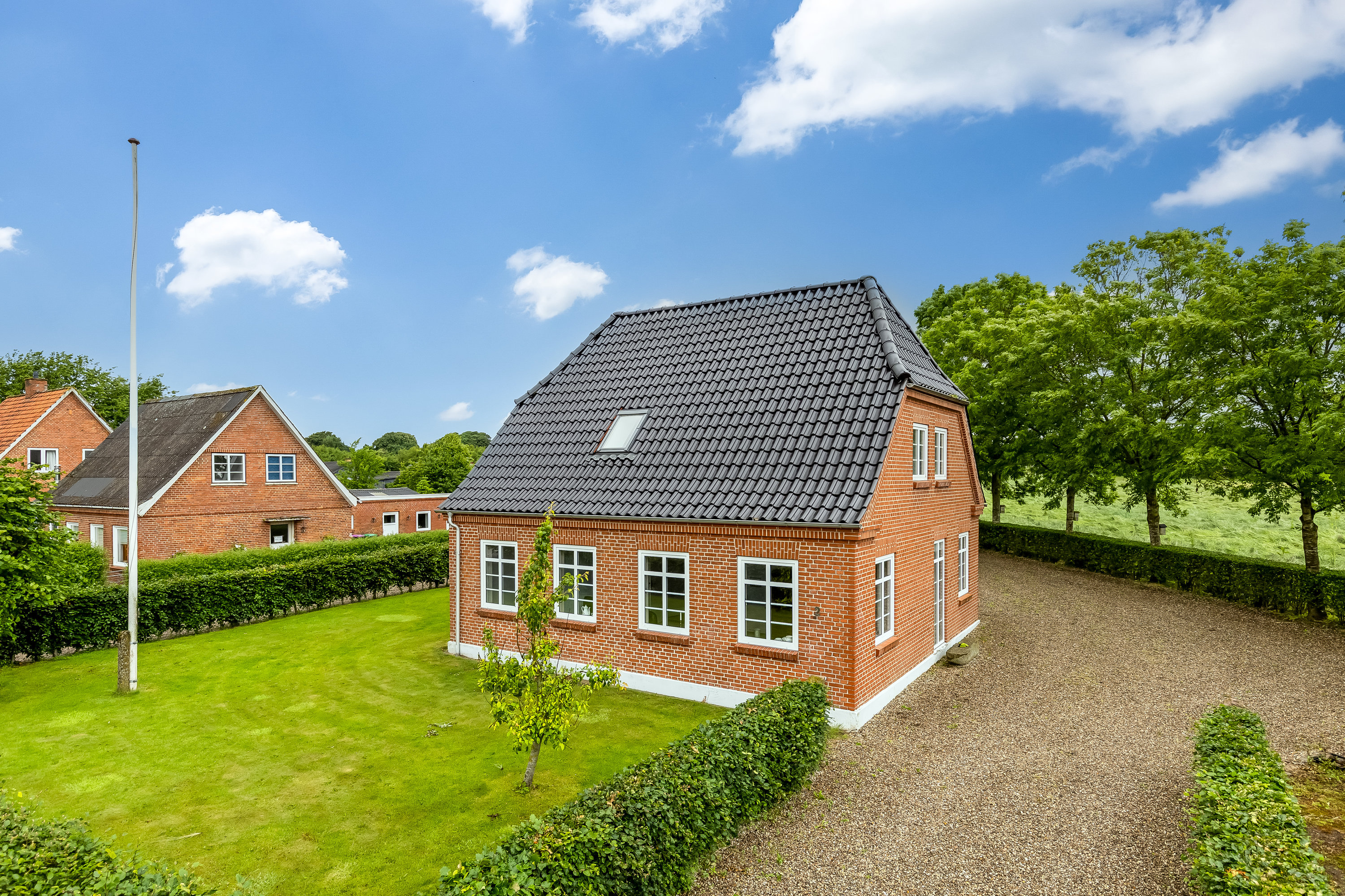 Smedegade 2, 6535 Branderup J