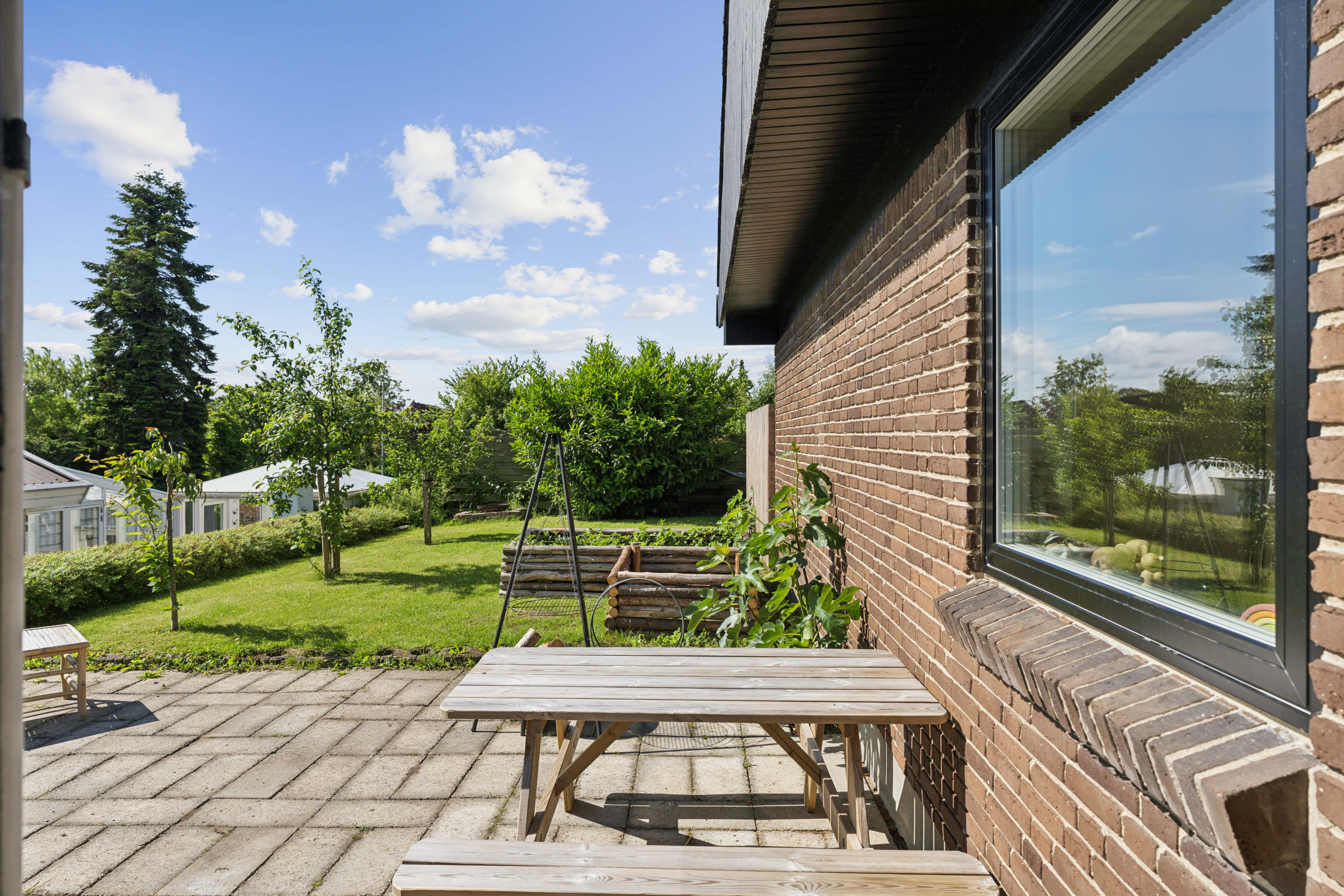 Fremhævet terrasse billede i fuldskærmstilstand. Billede af Egå Kirkesti 4, 8250 Egå