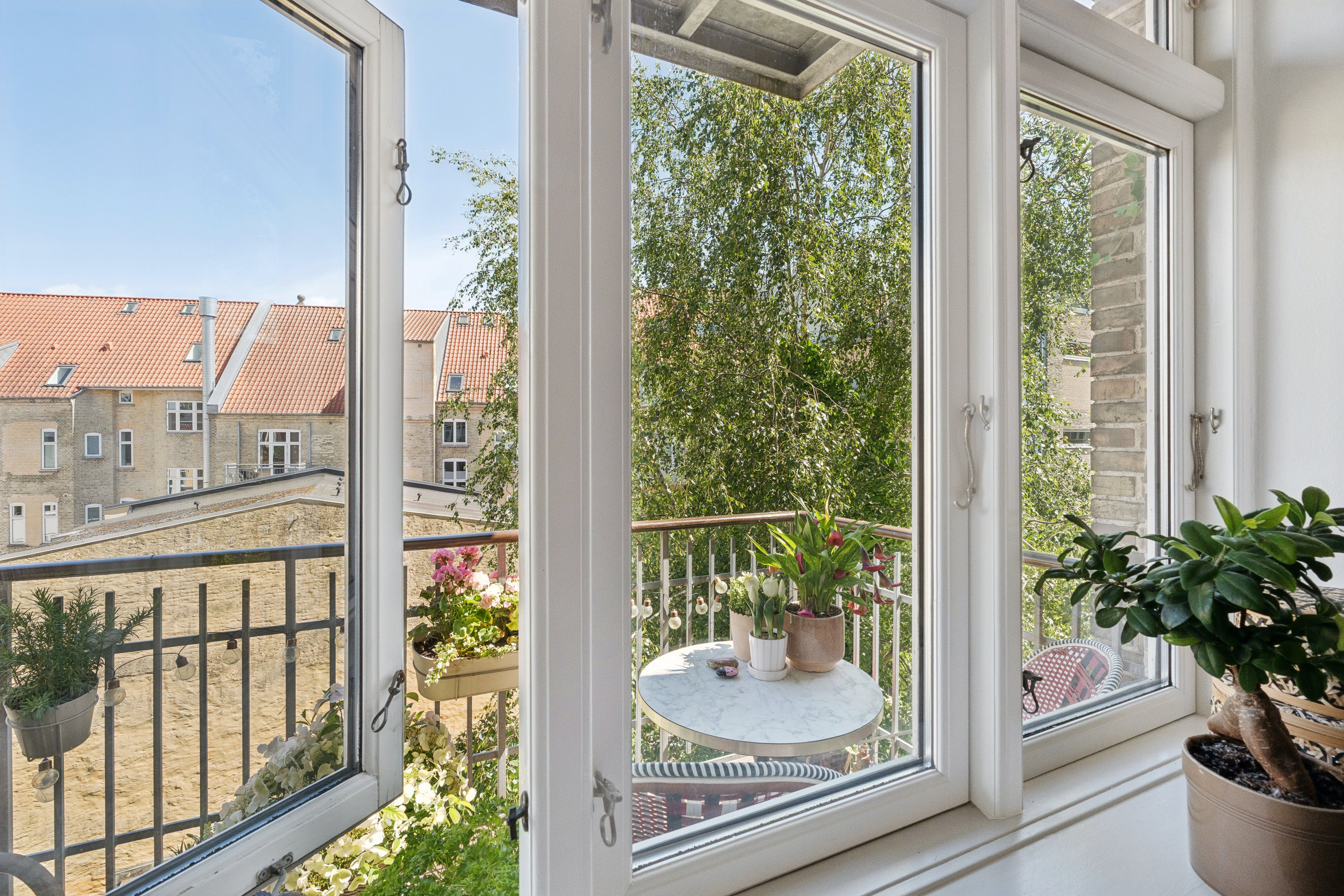 Fremhævet udsigt billede i fuldskærmstilstand. Billede af Budolfi Plads 3, 3. tv., 9000 Aalborg