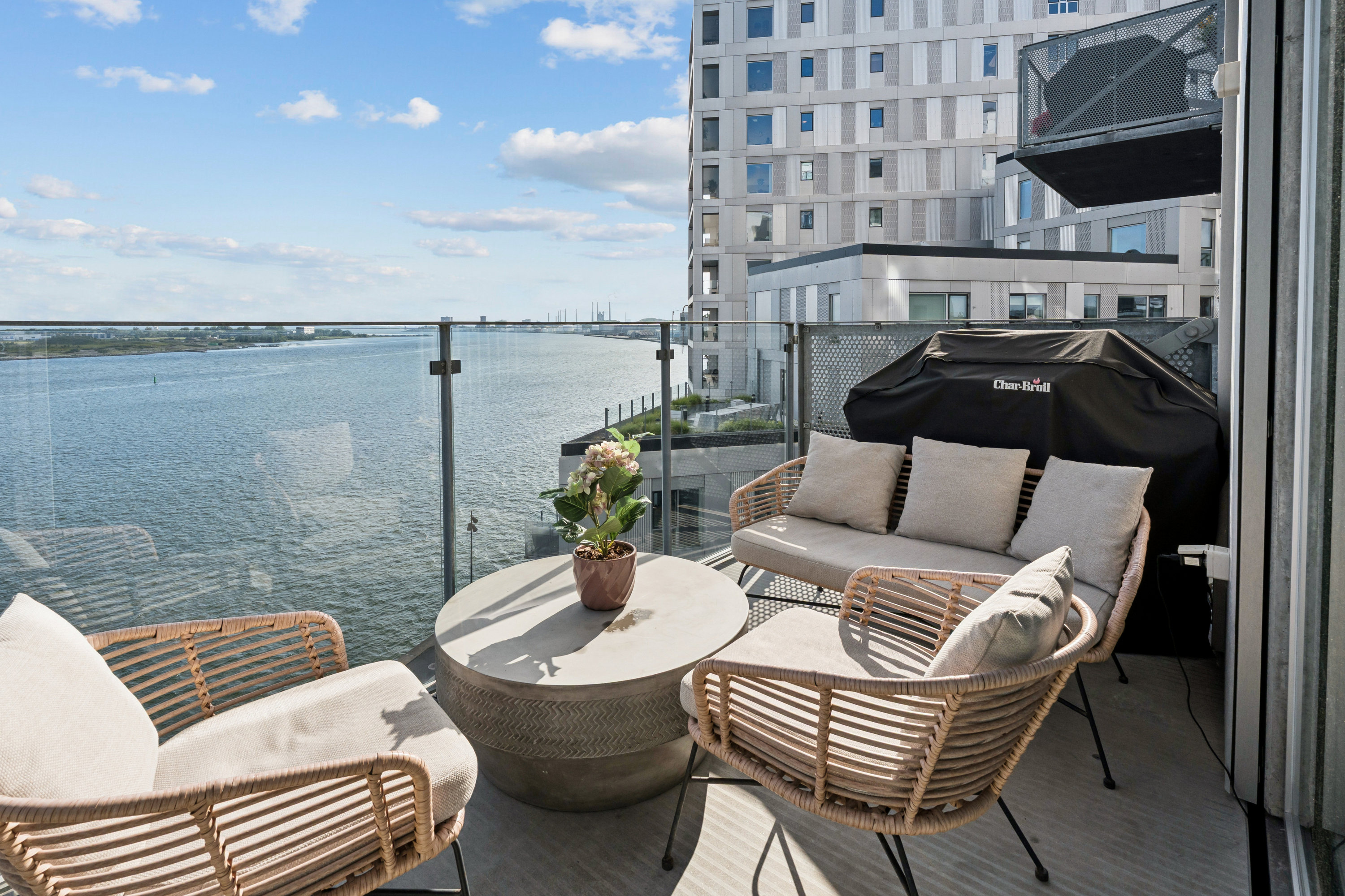 Fremhævet terrasse billede i fuldskærmstilstand. Billede af Østre Havnegade 36E, 5. 3., 9000 Aalborg