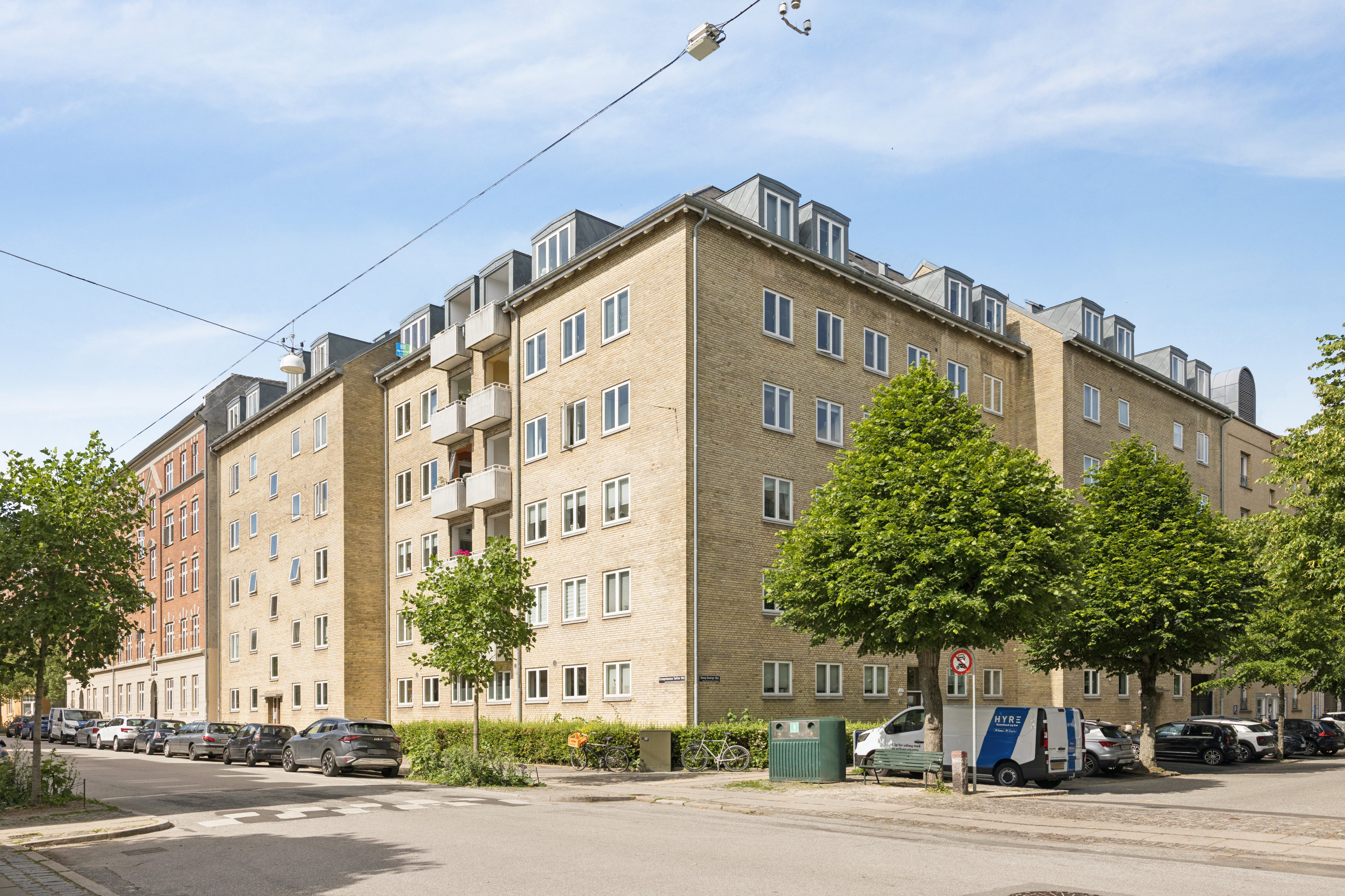 Fremhævet andet billede i fuldskærmstilstand. Billede af Kong Georgs Vej 51, 5. th., 2000 Frederiksberg