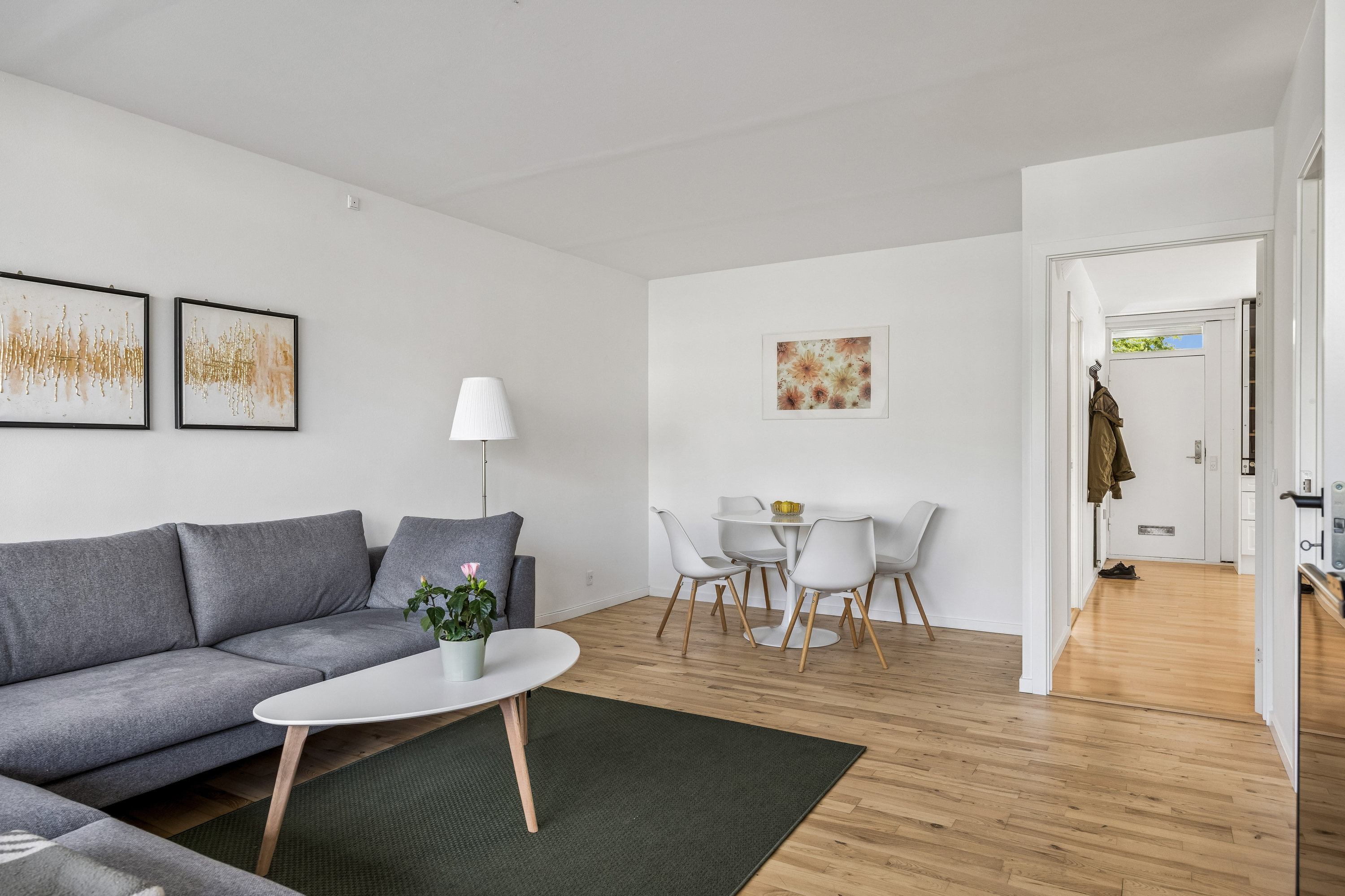 Fremhævet stue billede i fuldskærmstilstand. Billede af Howitzvej 15, 2. 14., 2000 Frederiksberg