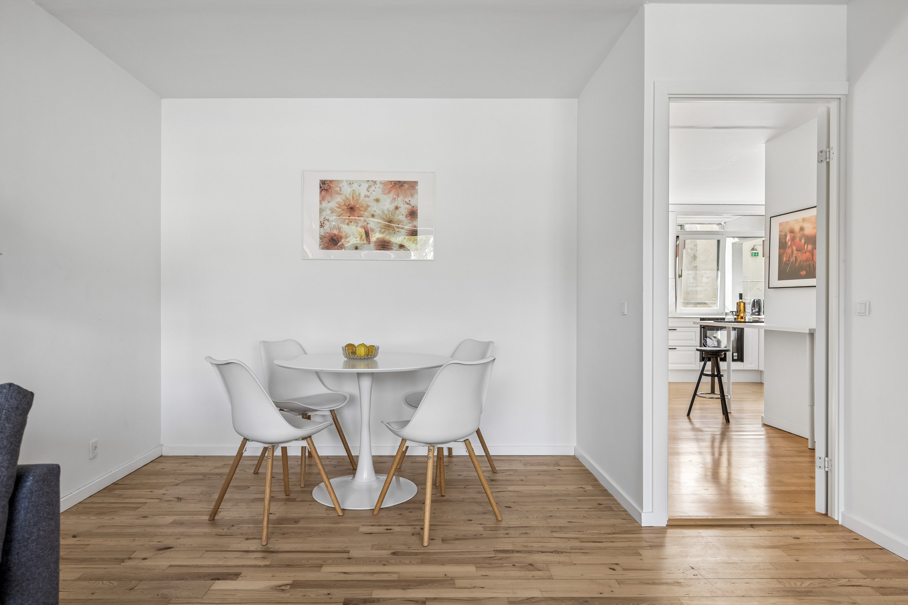 Fremhævet stue billede i fuldskærmstilstand. Billede af Howitzvej 15, 2. 14., 2000 Frederiksberg