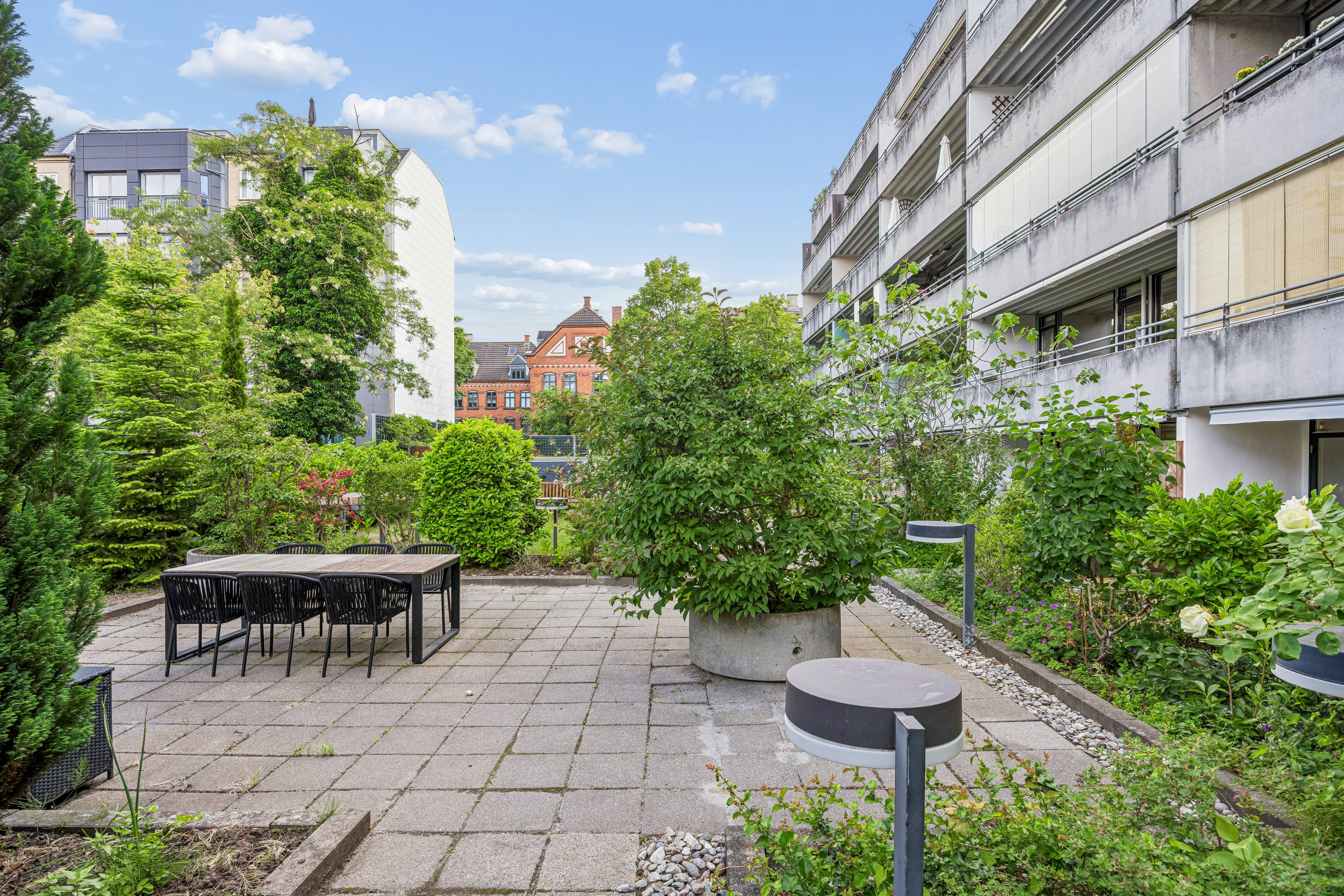 Fremhævet andet billede i fuldskærmstilstand. Billede af Howitzvej 15, 2. 14., 2000 Frederiksberg
