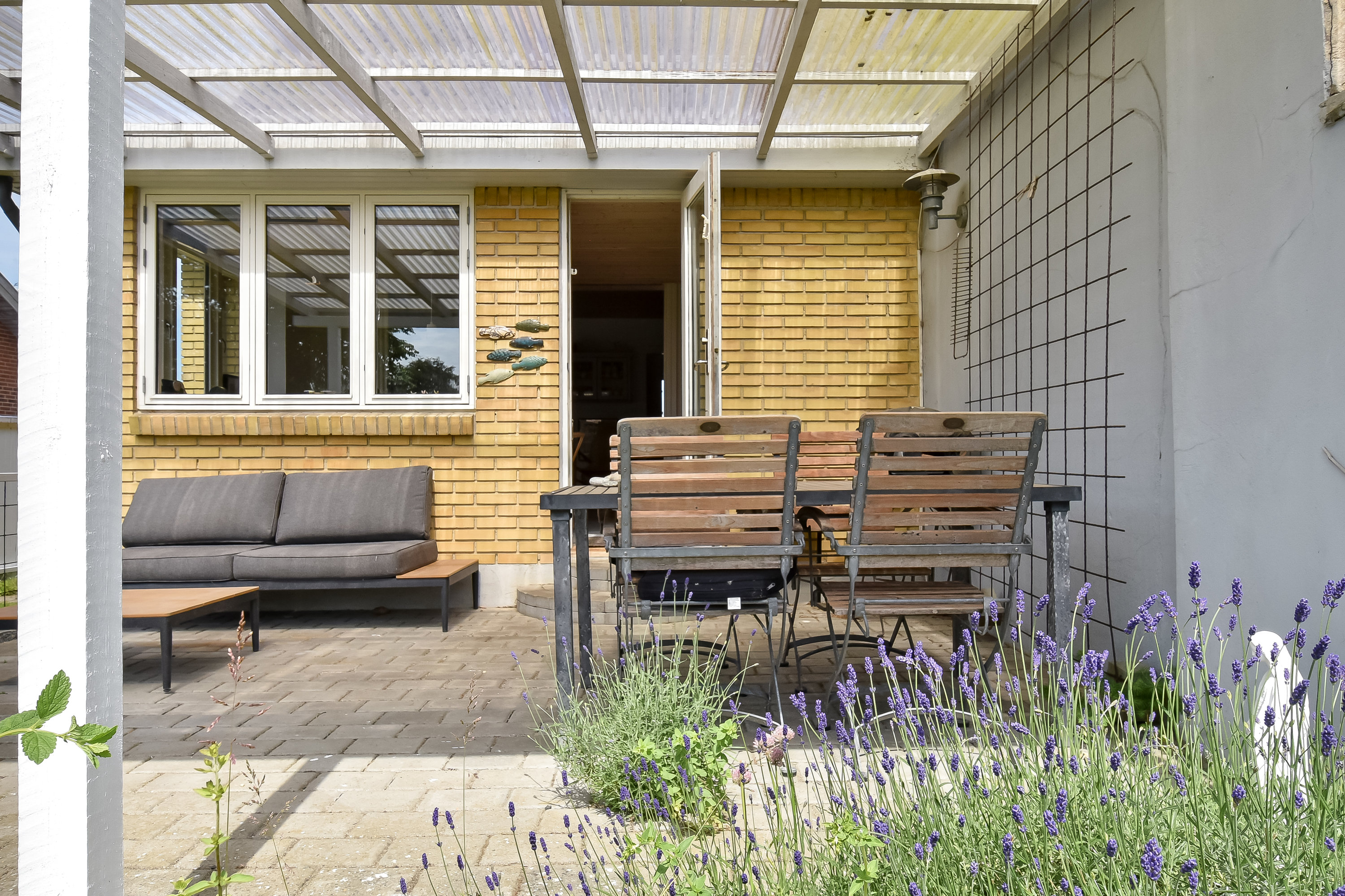 Fremhævet overdækket terrasse billede i fuldskærmstilstand. Billede af Ydunsvej 17B, 7400 Herning