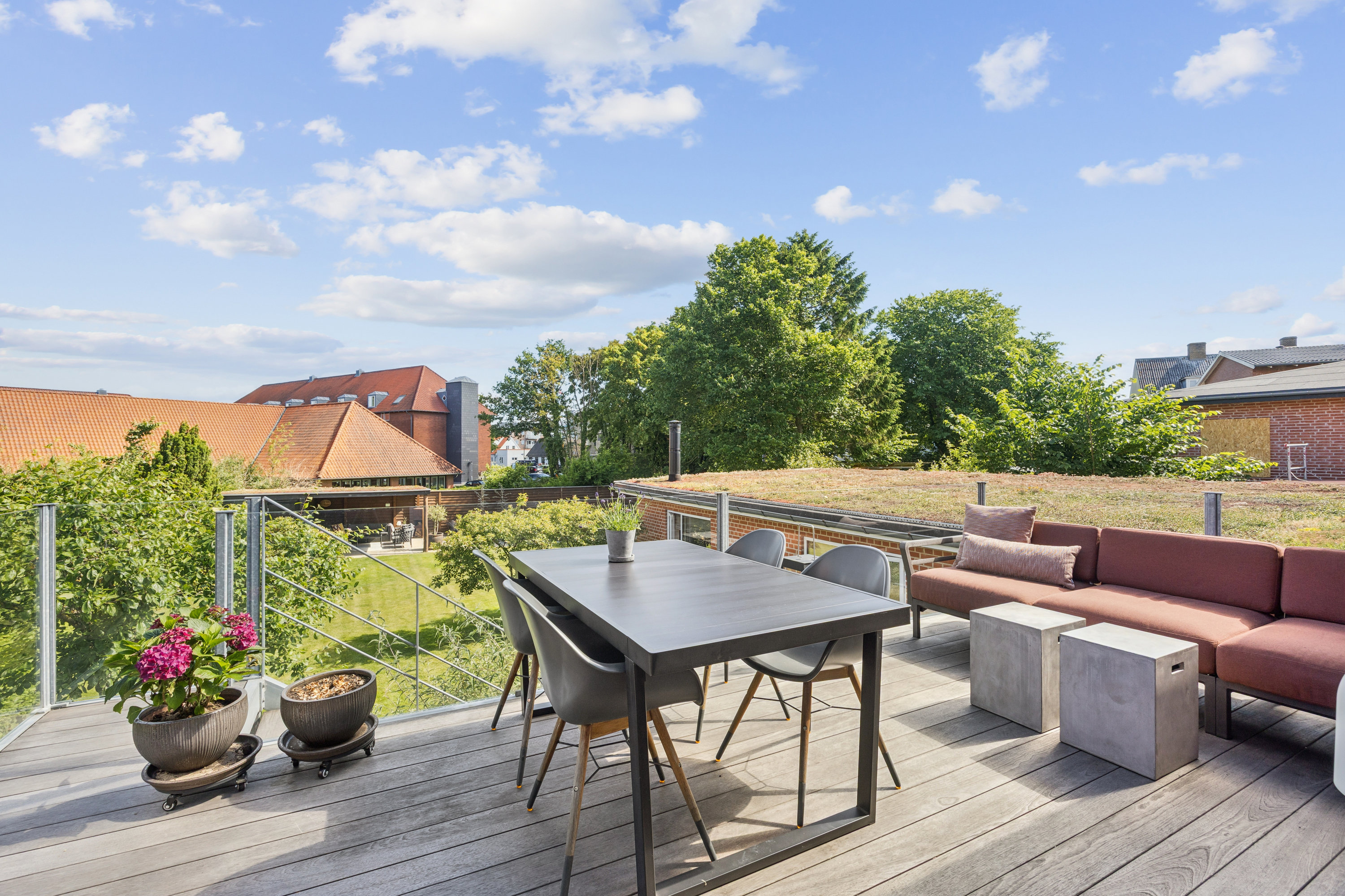 Fremhævet terrasse billede i fuldskærmstilstand. Billede af Flindtsvej 6, 4600 Køge