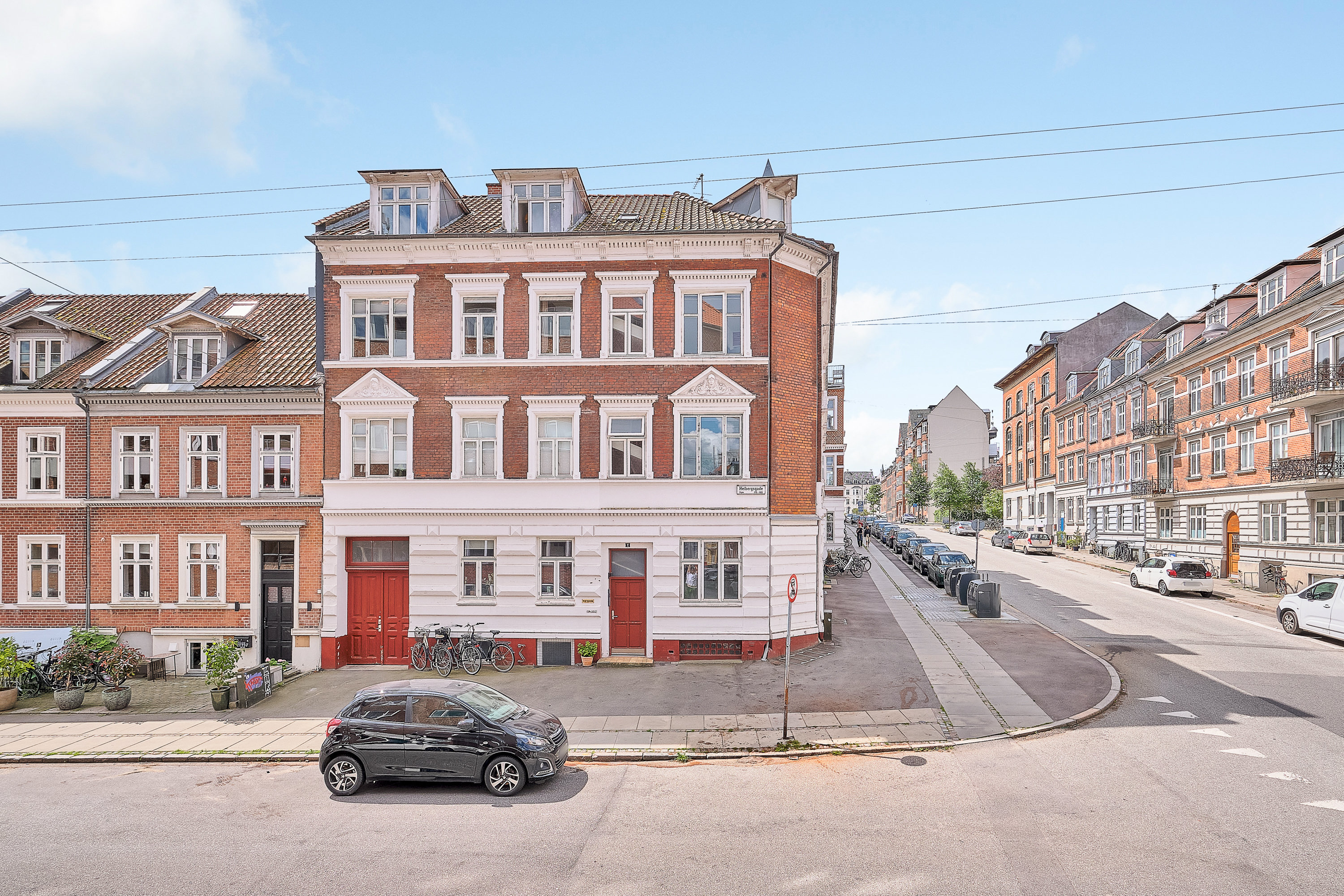 Fremhævet facade billede i fuldskærmstilstand. Billede af Heibergsgade 2, 3. tv., 8000 Aarhus C