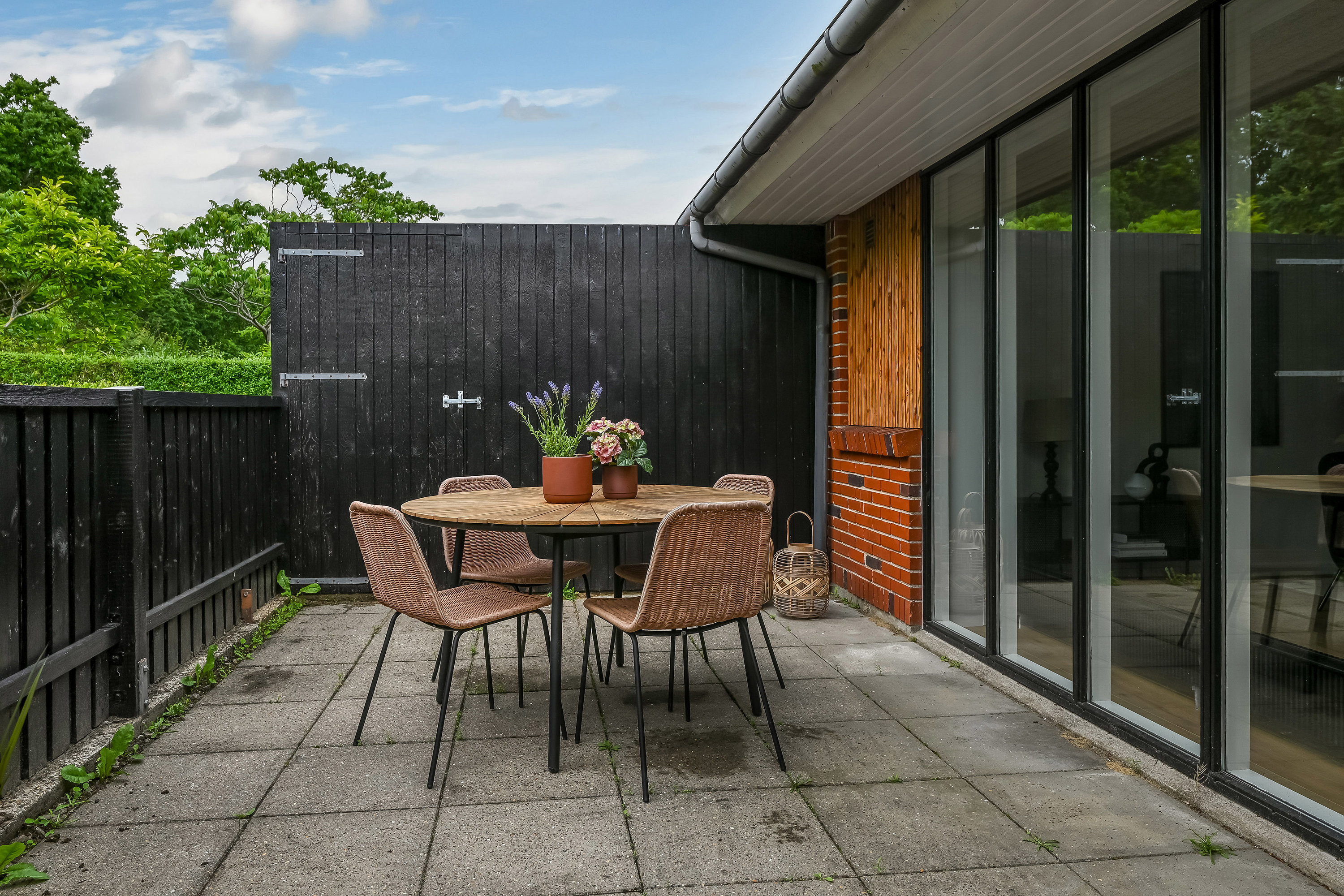 Fremhævet terrasse billede i fuldskærmstilstand. Billede af Styrmandsvænget 72, Hjerting, 6710 Esbjerg V
