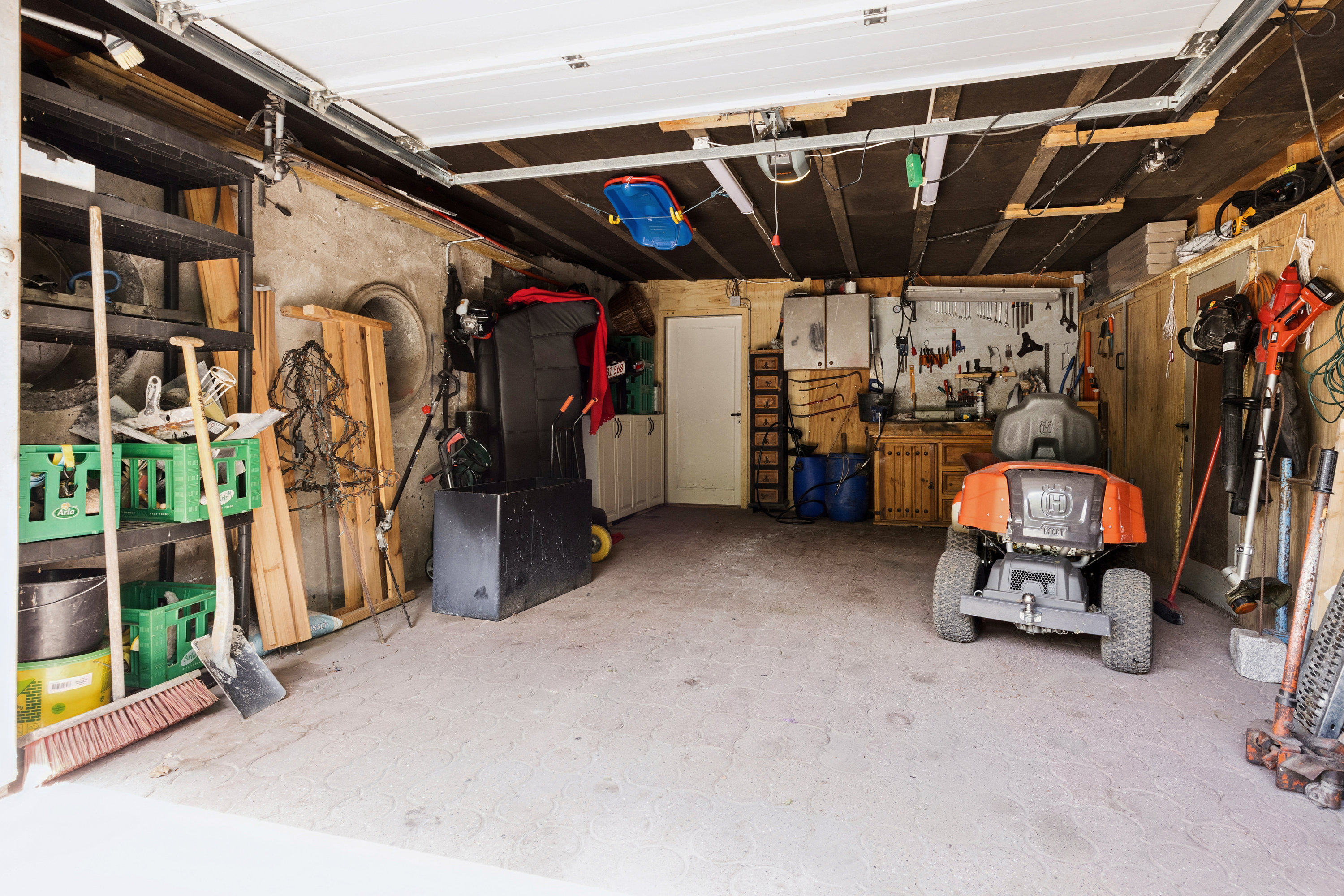 Fremhævet garage billede i fuldskærmstilstand. Billede af Hvilsomvej 4, Snæbum, 9500 Hobro