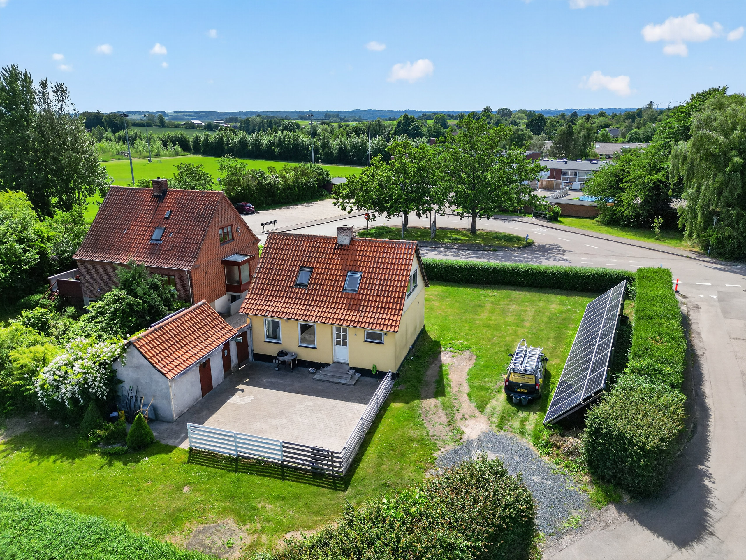 Fremhævet luftfoto billede i fuldskærmstilstand. Billede af Egebjerg Hovedgade 17, Egebjerg, 4500 Nykøbing Sj