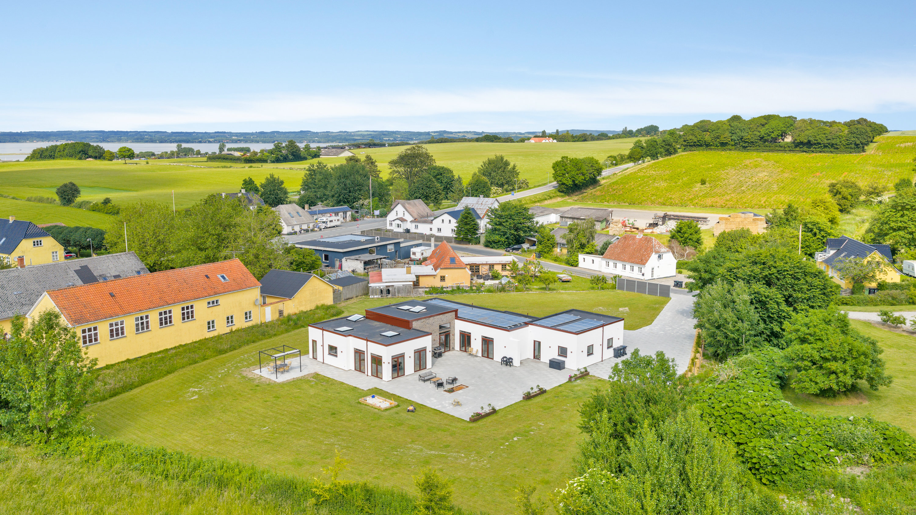 Fremhævet luftfoto billede i fuldskærmstilstand. Billede af Bystævnevej 4A, Bøjden, 5600 Faaborg