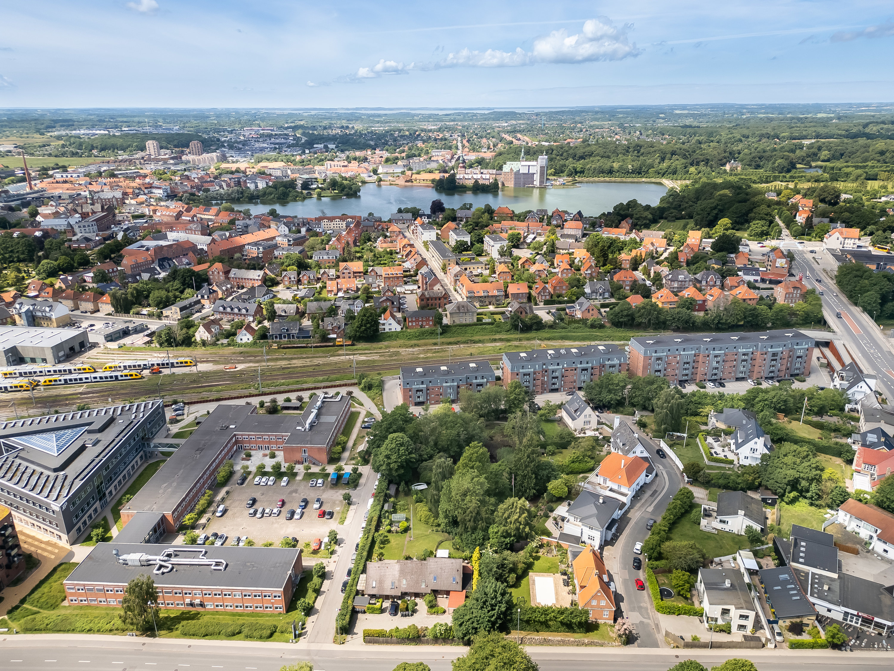 Fremhævet luftfoto billede i fuldskærmstilstand. Billede af Carlsbergvej 10A, 3400 Hillerød