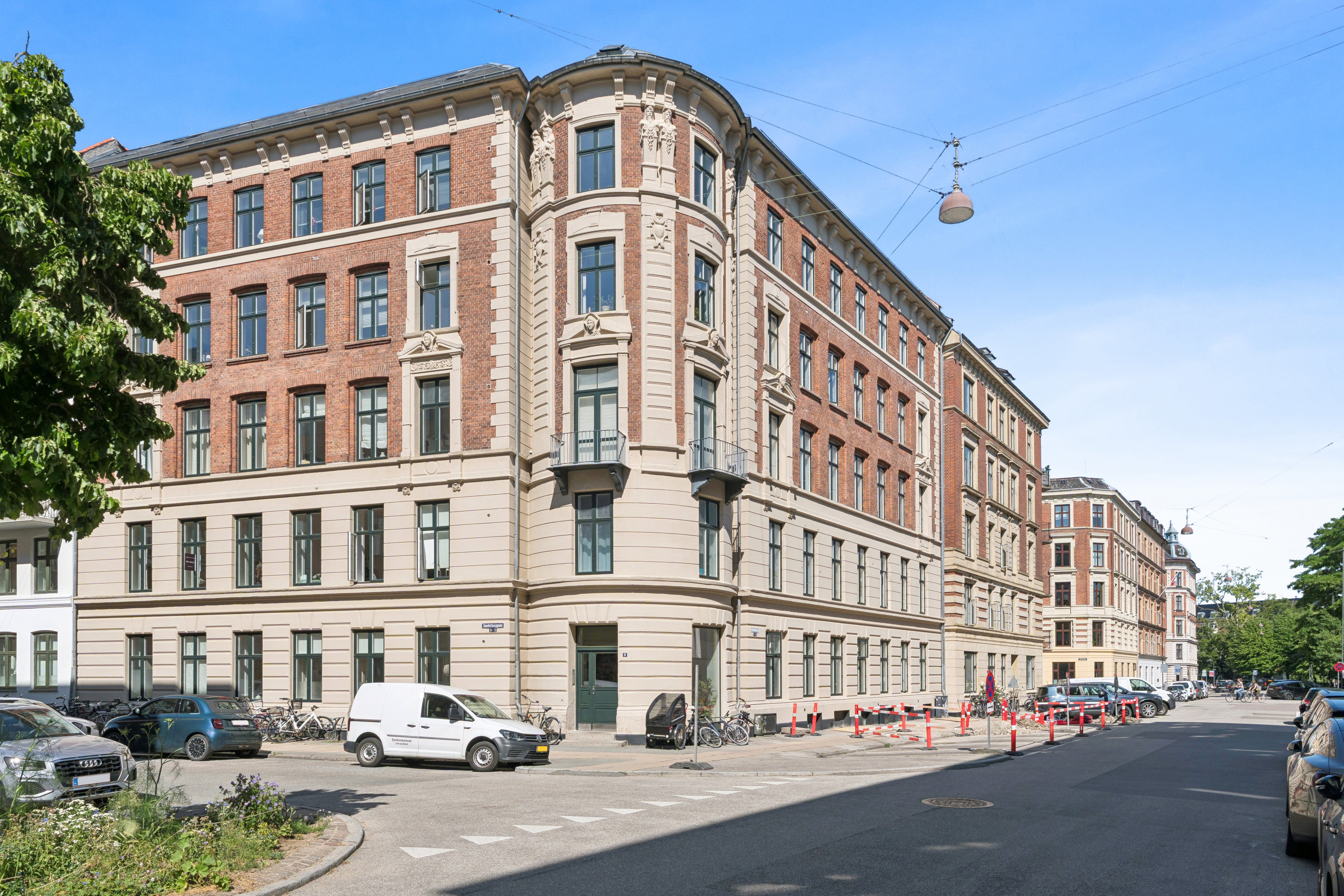 Fremhævet andet billede i fuldskærmstilstand. Billede af Kastelsvej 9, st. 3., 2100 København Ø