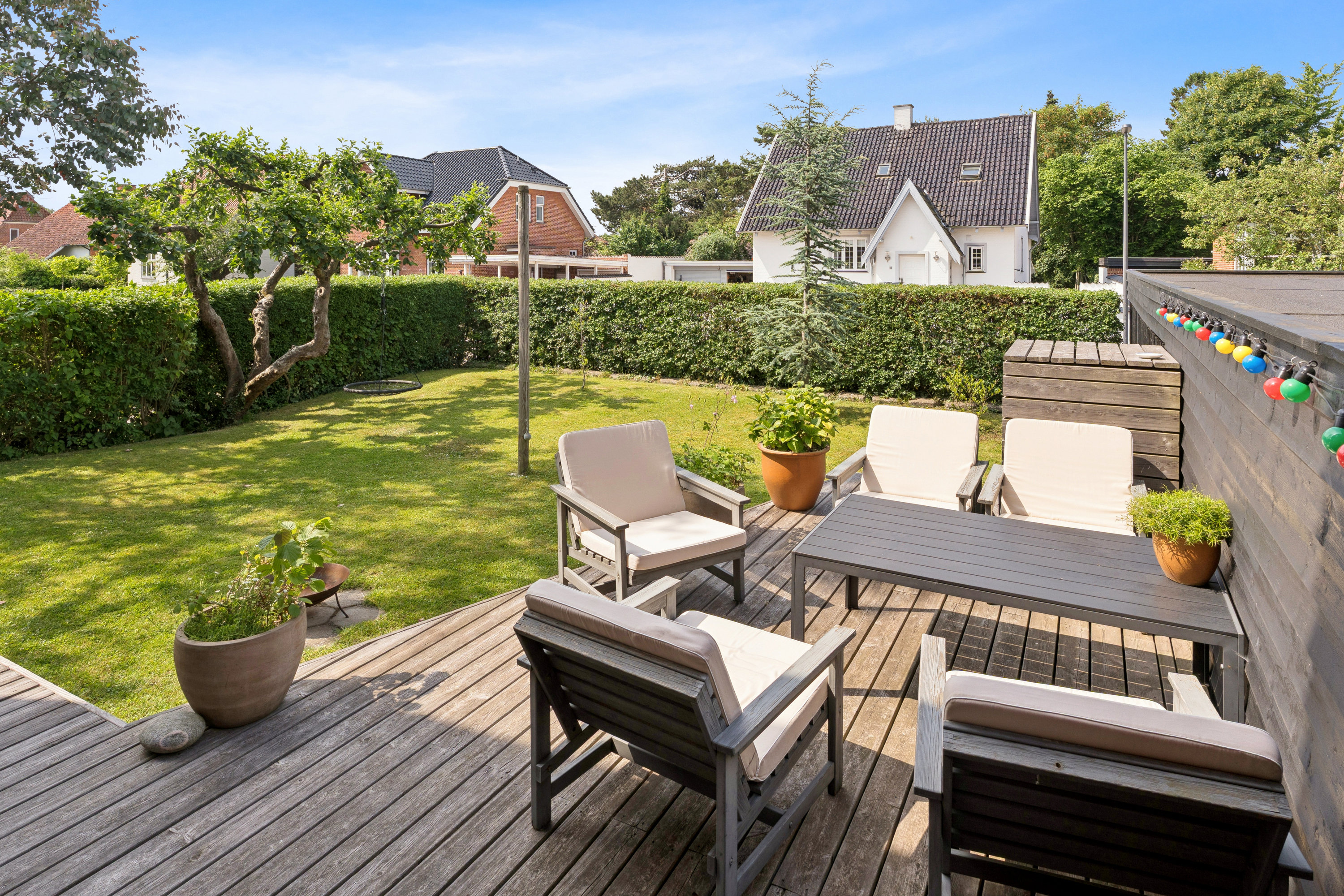 Fremhævet terrasse billede i fuldskærmstilstand. Billede af Sæbyholmsvej 52, 2500 Valby