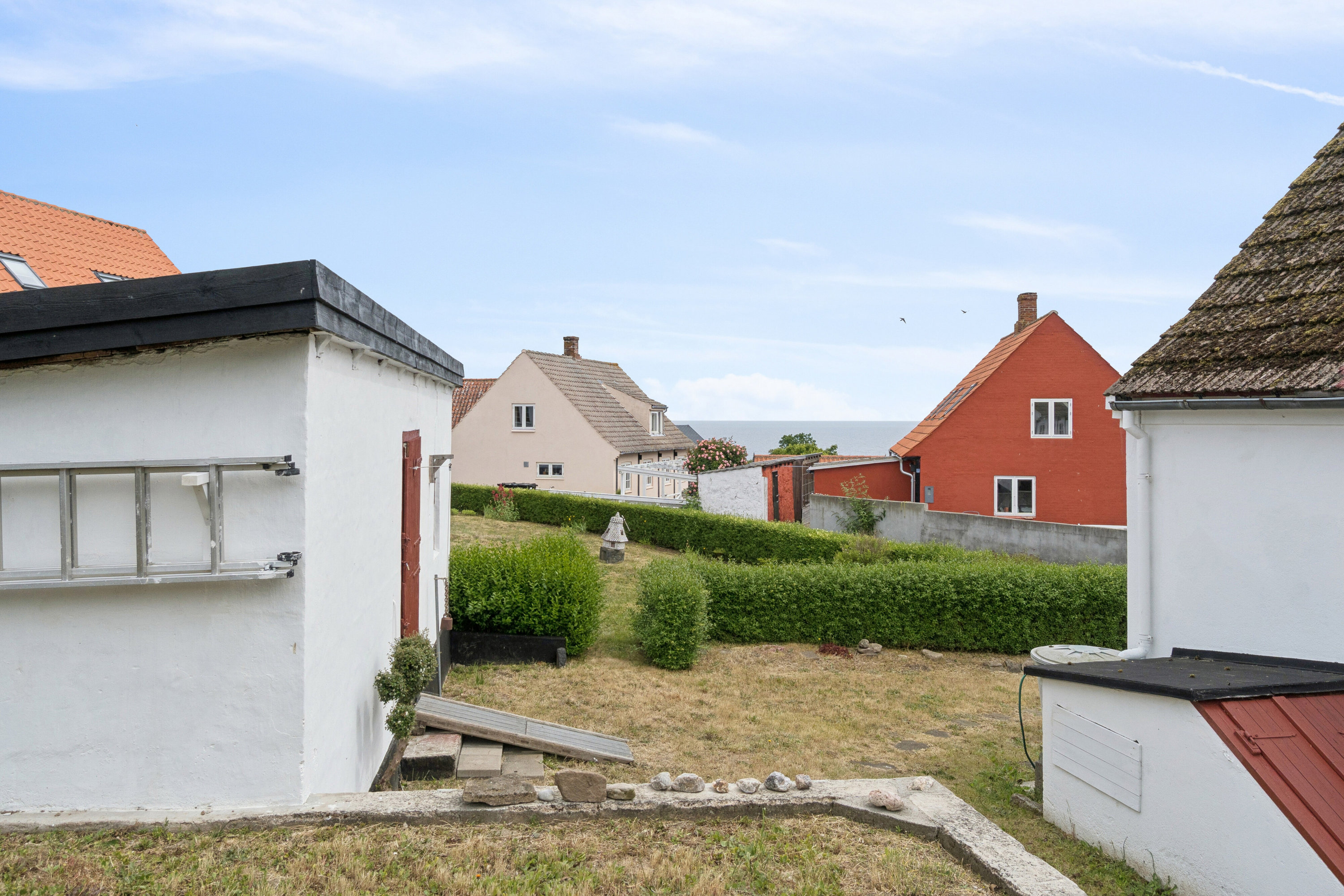 Fremhævet udendørs billede i fuldskærmstilstand. Billede af Norre Næbbe 6, Aarsdale, 3740 Svaneke