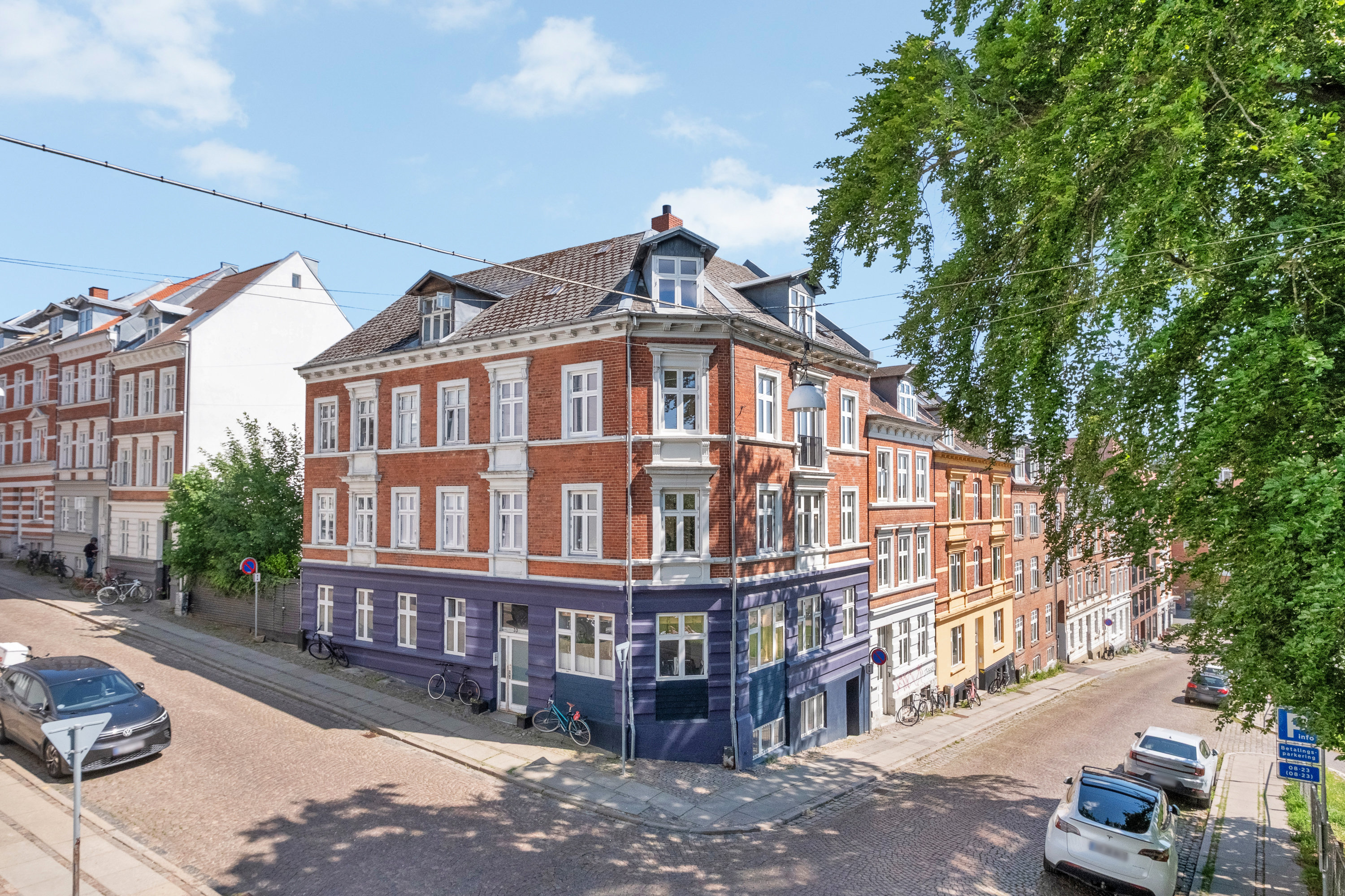 Fremhævet facade billede i fuldskærmstilstand. Billede af Saltholmsgade 33, 2. th., 8000 Aarhus C