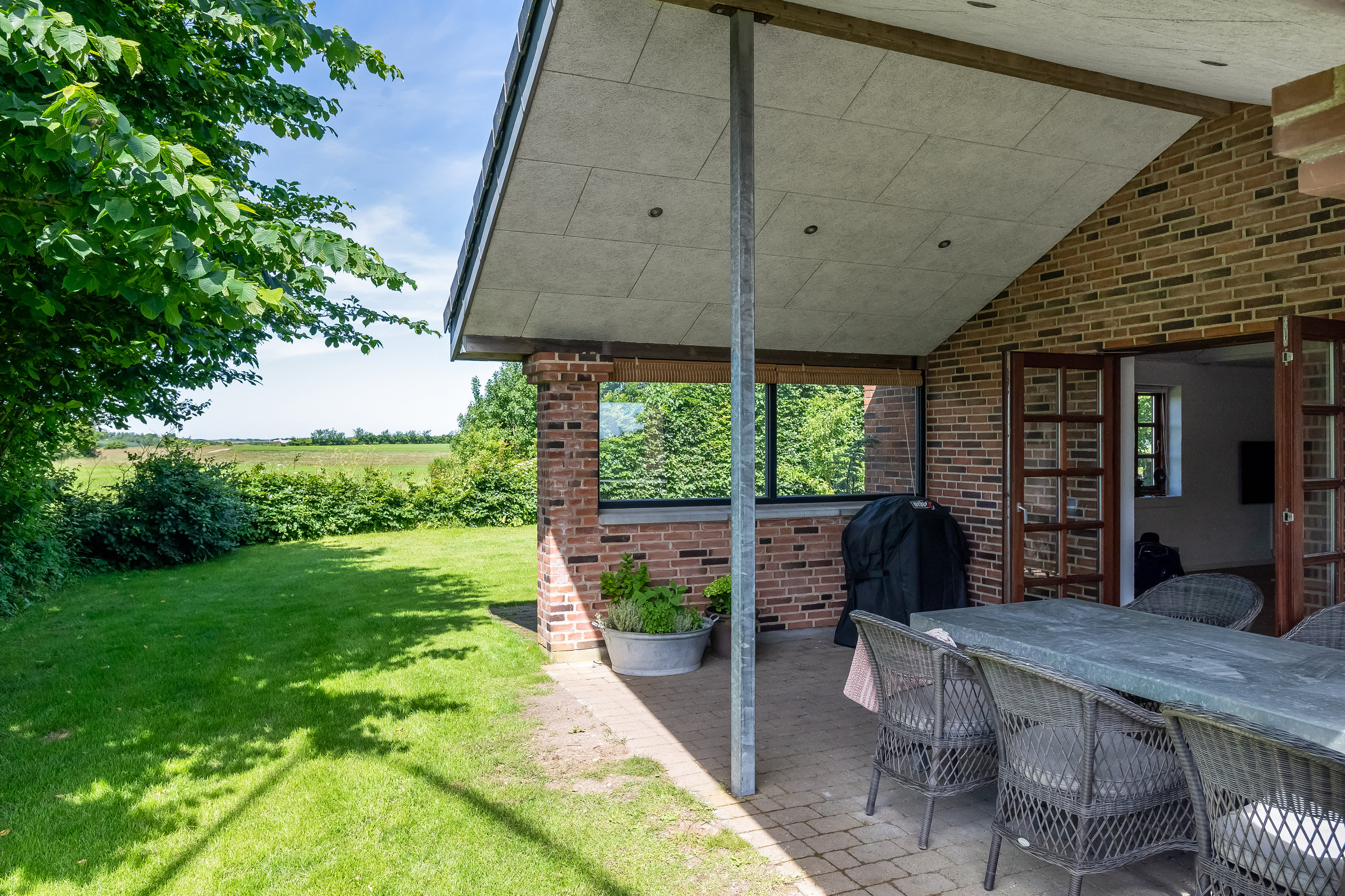 Fremhævet overdækket terrasse billede i fuldskærmstilstand. Billede af Tingvej 19, Fabjerg, 7620 Lemvig