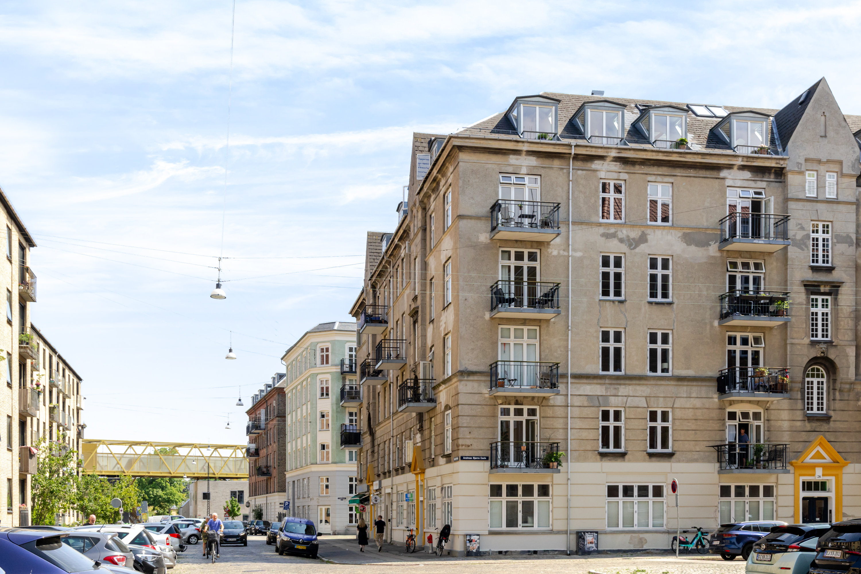 Fremhævet andet billede i fuldskærmstilstand. Billede af Bodenhoffs Plads 8, st.. tv., 1430 København K