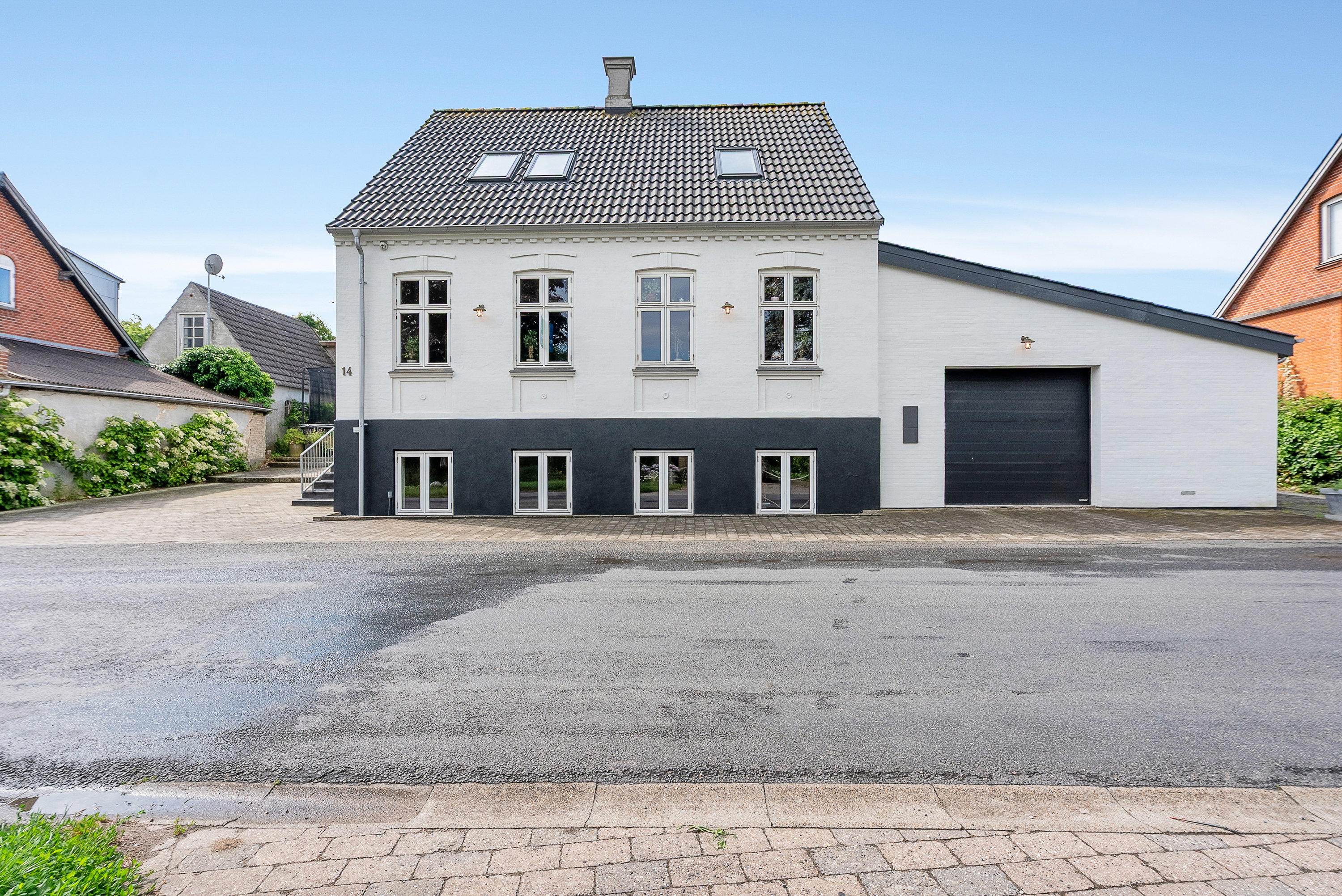 Fremhævet facade billede i fuldskærmstilstand. Billede af Dyreborgvej 14, 5600 Faaborg