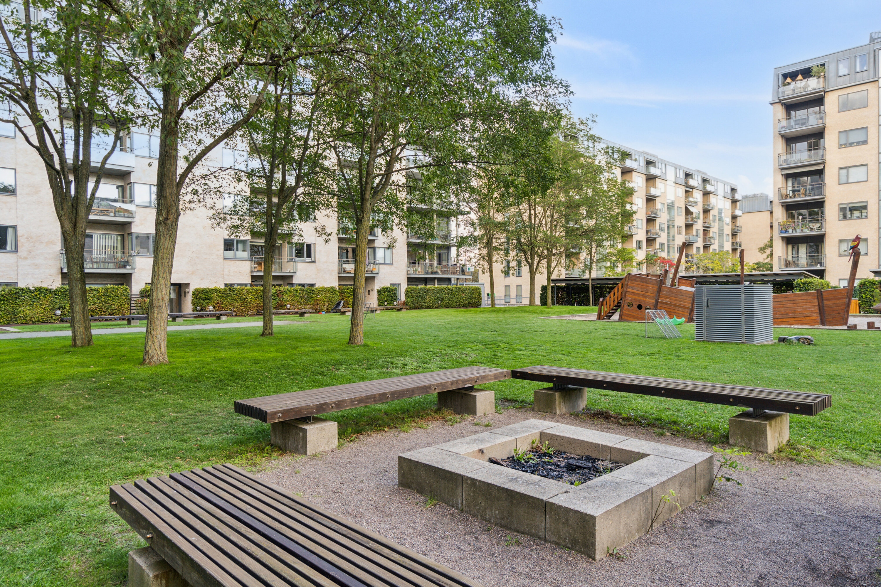 Fremhævet set fra haven billede i fuldskærmstilstand. Billede af Weidekampsgade 31, 1. th., 2300 København S