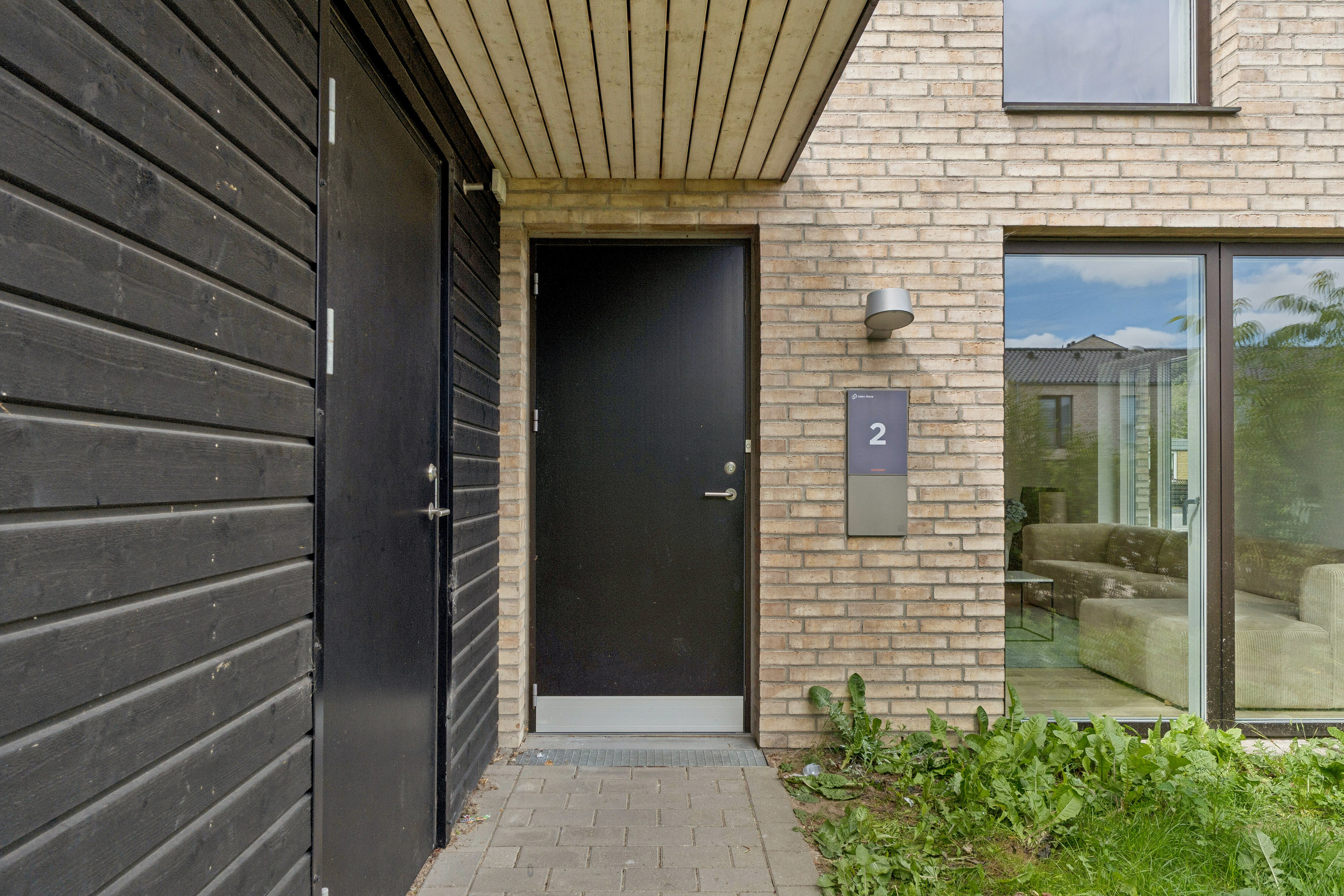 Fremhævet udendørs billede i fuldskærmstilstand. Billede af Islev Have 2, 2610 Rødovre