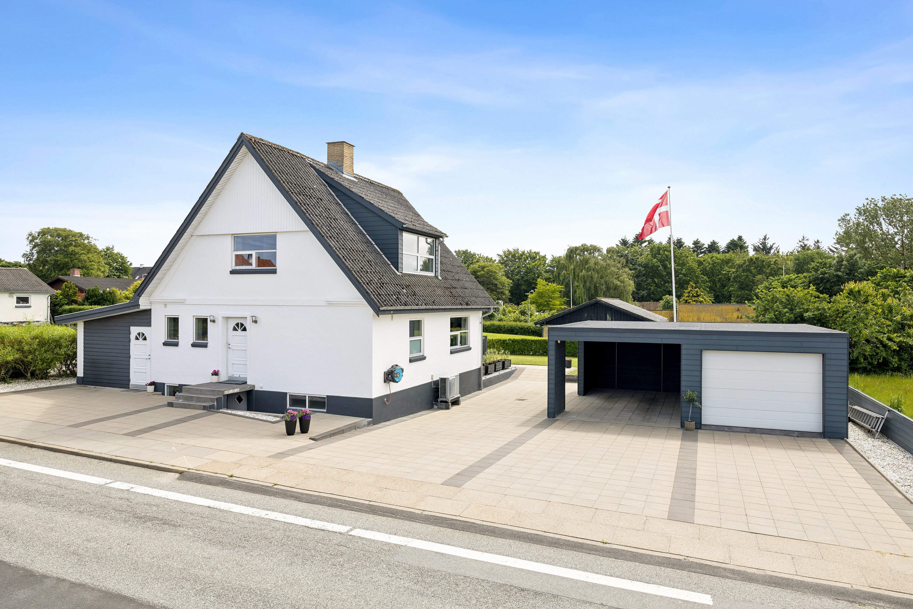 Fremhævet udendørs billede i fuldskærmstilstand. Billede af Skagen Landevej 130, Bjergby, 9800 Hjørring