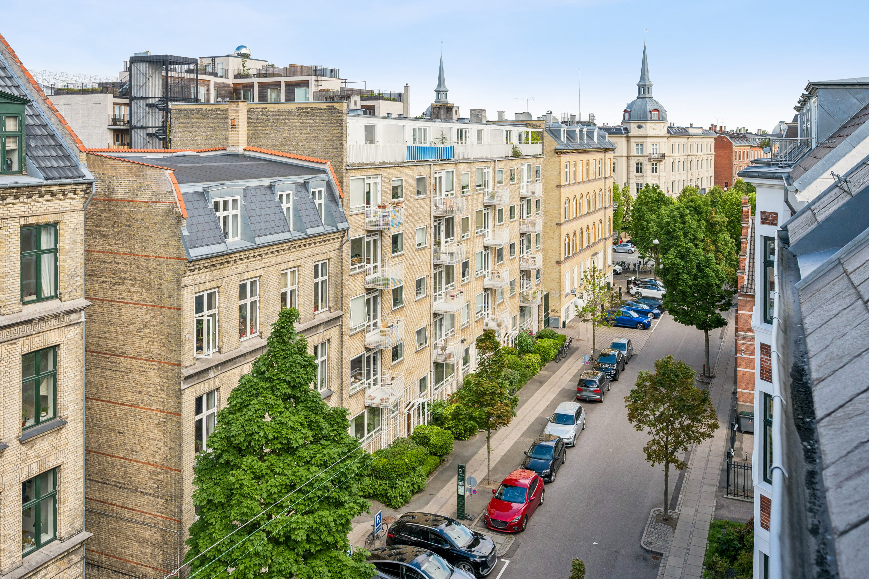 Fremhævet udsigt billede i fuldskærmstilstand. Billede af Carit Etlars Vej 7, 4. th., 1814 Frederiksberg C