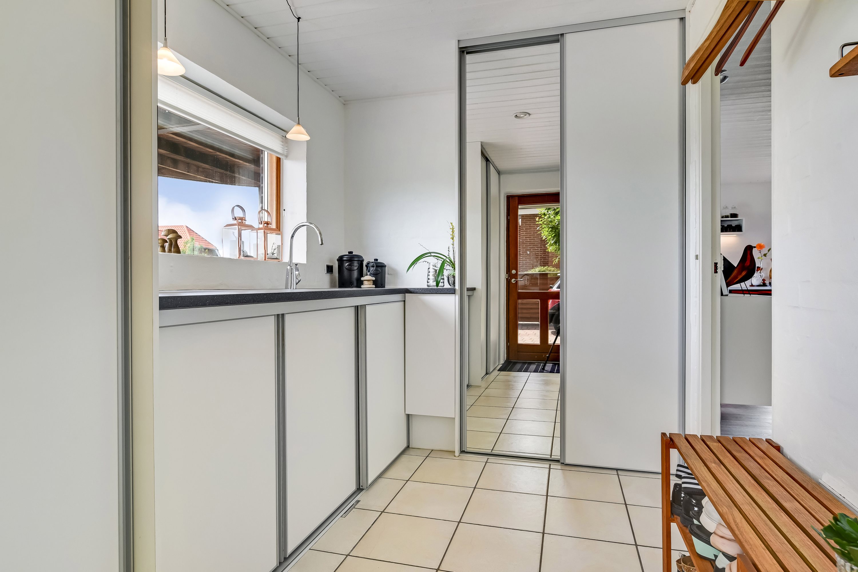 Fremhævet entré billede i fuldskærmstilstand. Billede af Tannebækvej 20, Nørlem, 7620 Lemvig