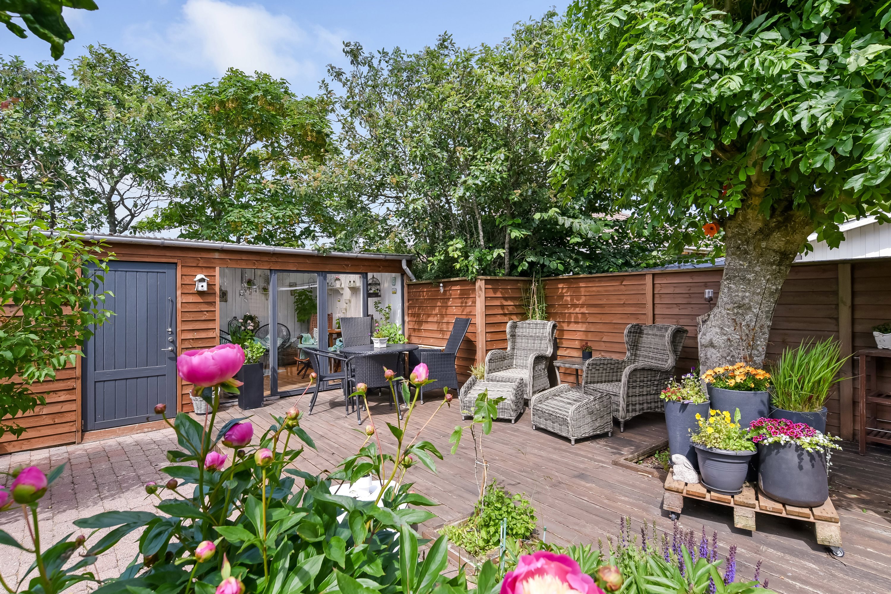 Fremhævet terrasse billede i fuldskærmstilstand. Billede af Tannebækvej 20, Nørlem, 7620 Lemvig