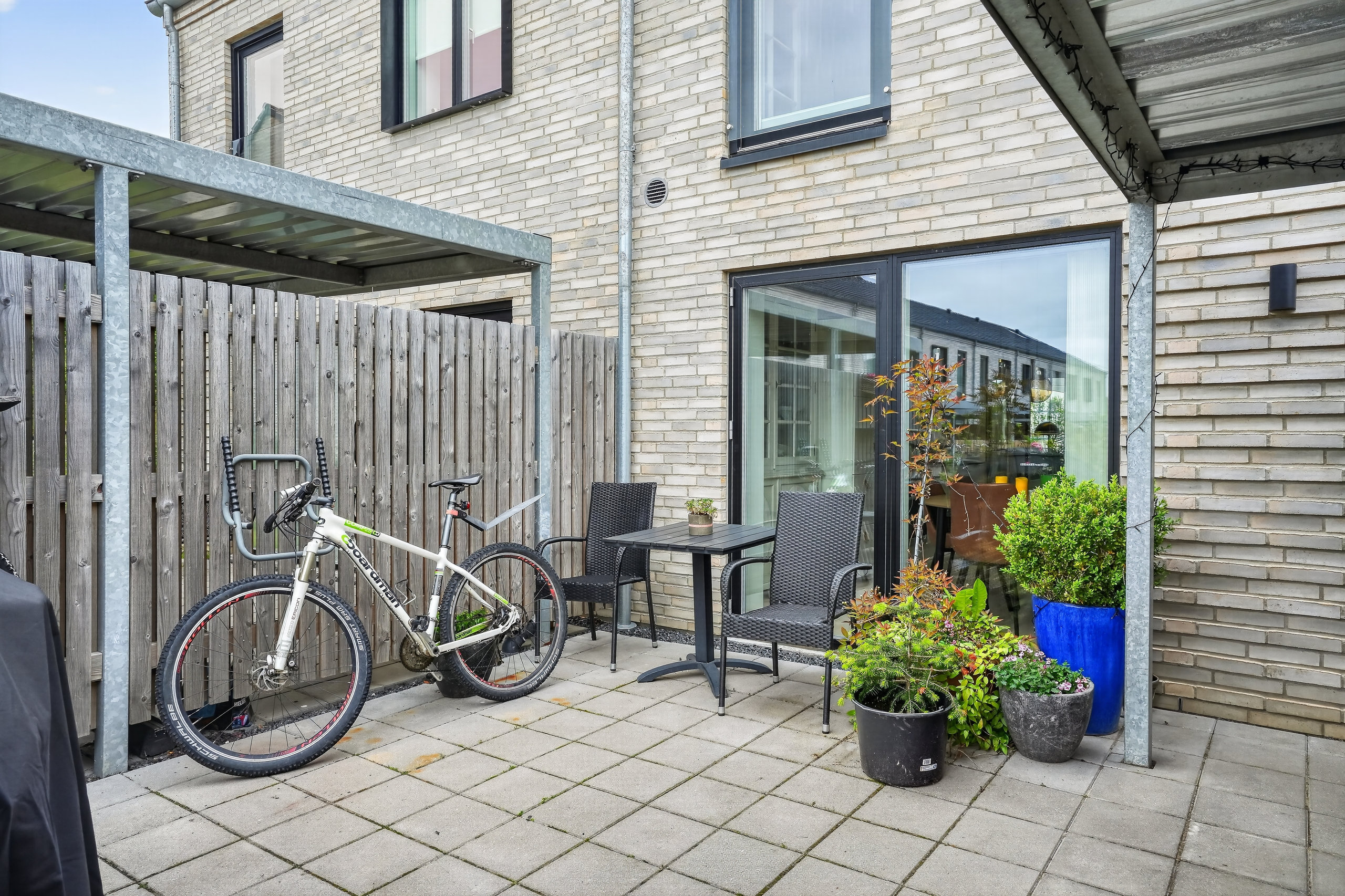 Fremhævet terrasse billede i fuldskærmstilstand. Billede af Jernvænget 37, 4300 Holbæk