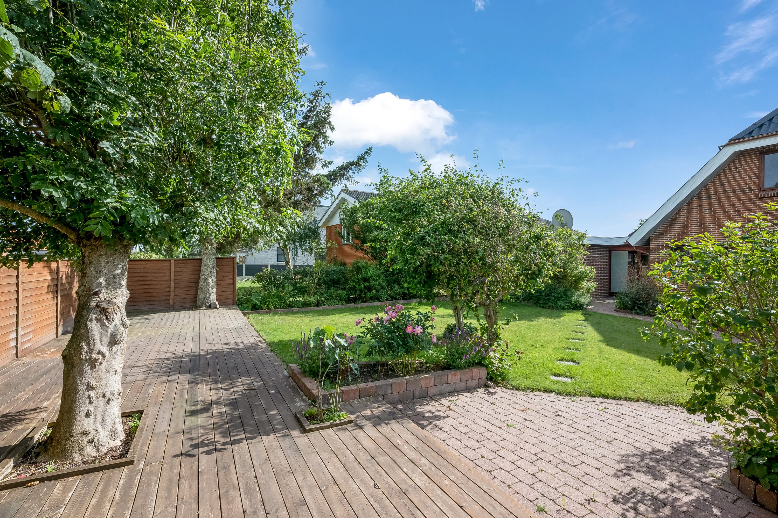 Fremhævet terrasse billede i fuldskærmstilstand. Billede af Tannebækvej 20, Nørlem, 7620 Lemvig