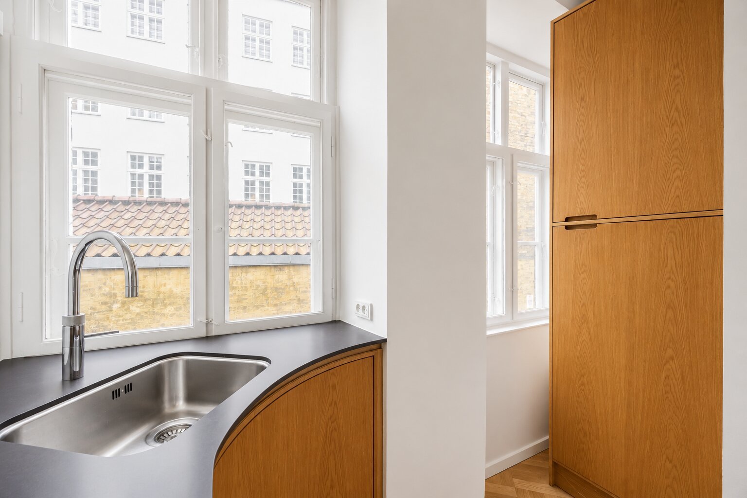 Fremhævet  billede i fuldskærmstilstand. Billede af Hyskenstræde 9, 1., 1207 København K