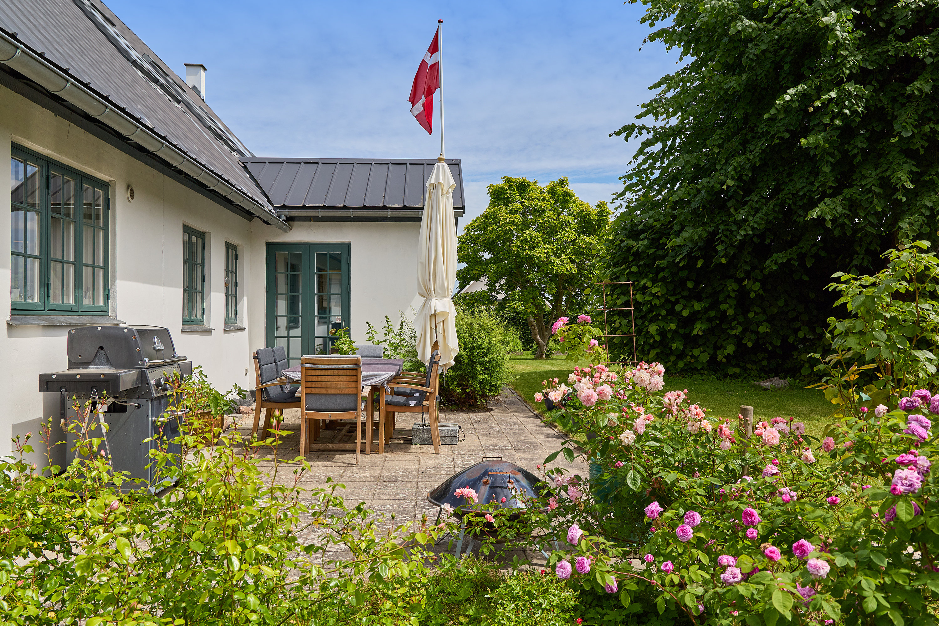 Fremhævet terrasse billede i fuldskærmstilstand. Billede af Vænget 13, 3630 Jægerspris