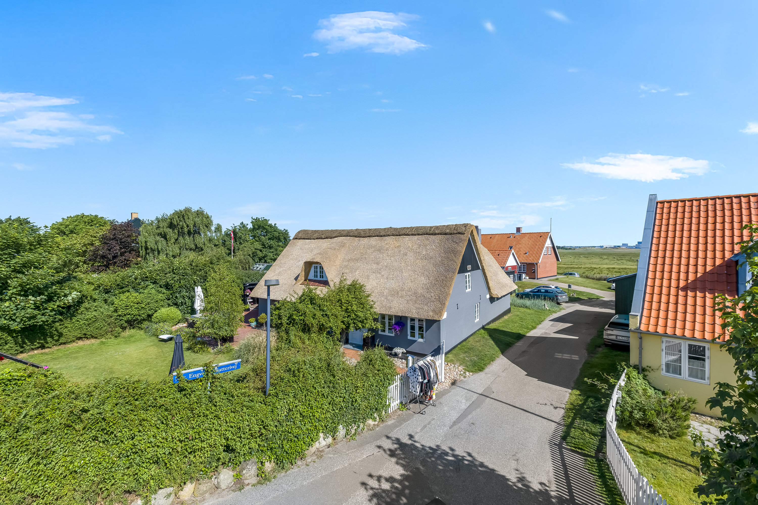 Fremhævet facade billede i fuldskærmstilstand. Billede af Batterivej 2, Nordby, 6720 Fanø