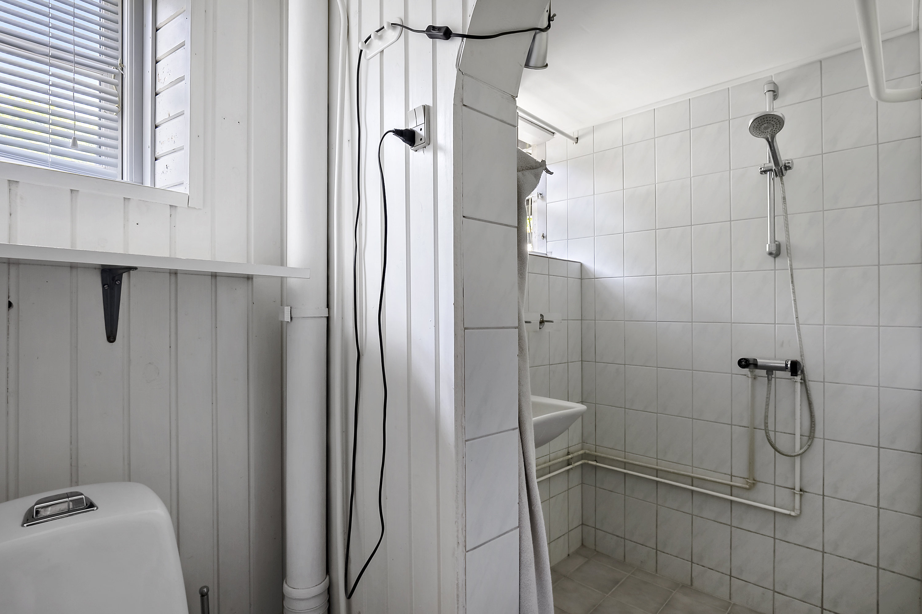 Fremhævet badeværelse billede i fuldskærmstilstand. Billede af Rylevej 4, 5000 Odense C