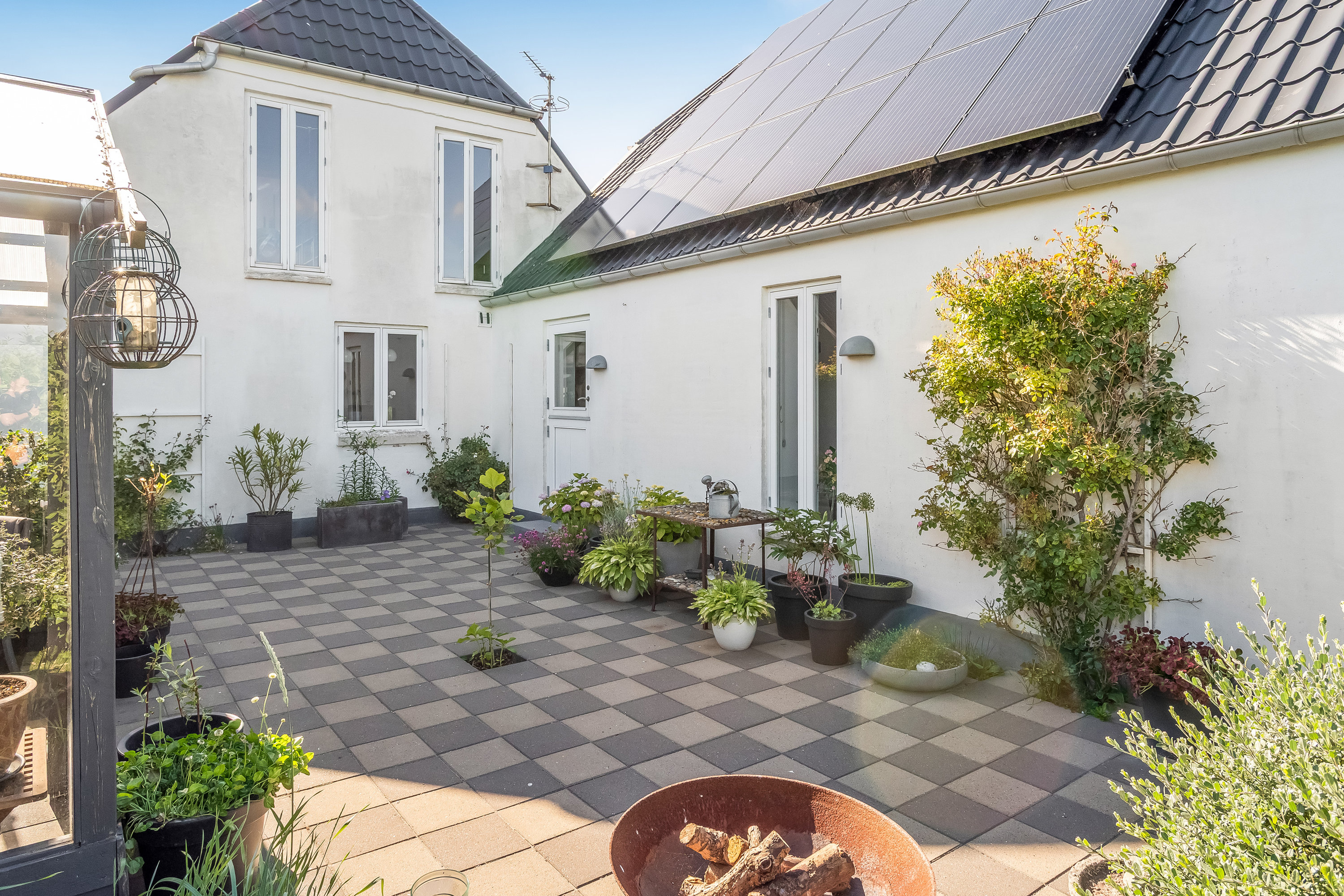 Fremhævet terrasse billede i fuldskærmstilstand. Billede af Fjaltringbyvej 65, Fjaltring, 7620 Lemvig