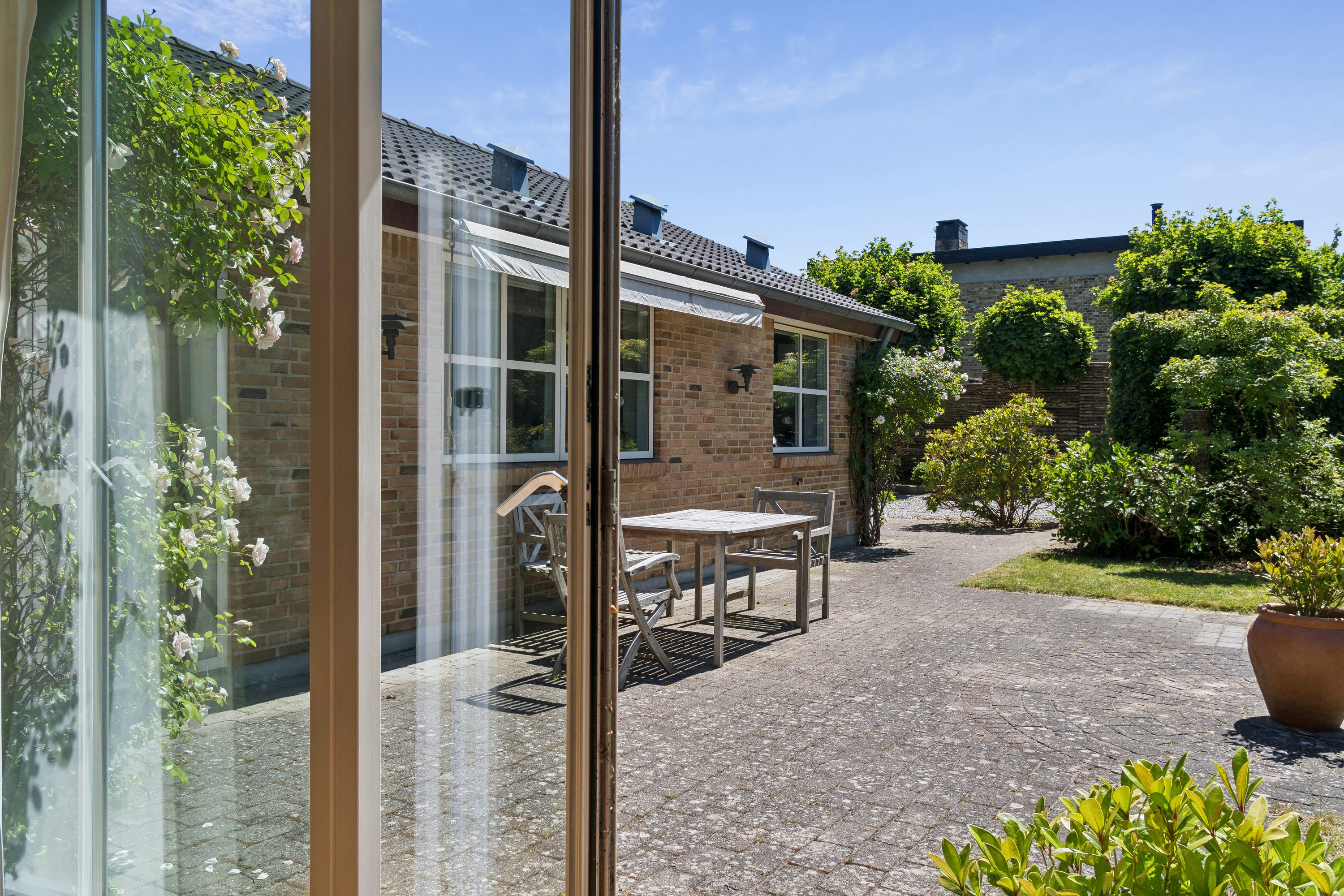 Fremhævet terrasse billede i fuldskærmstilstand. Billede af Atlasvej 11A, 8270 Højbjerg