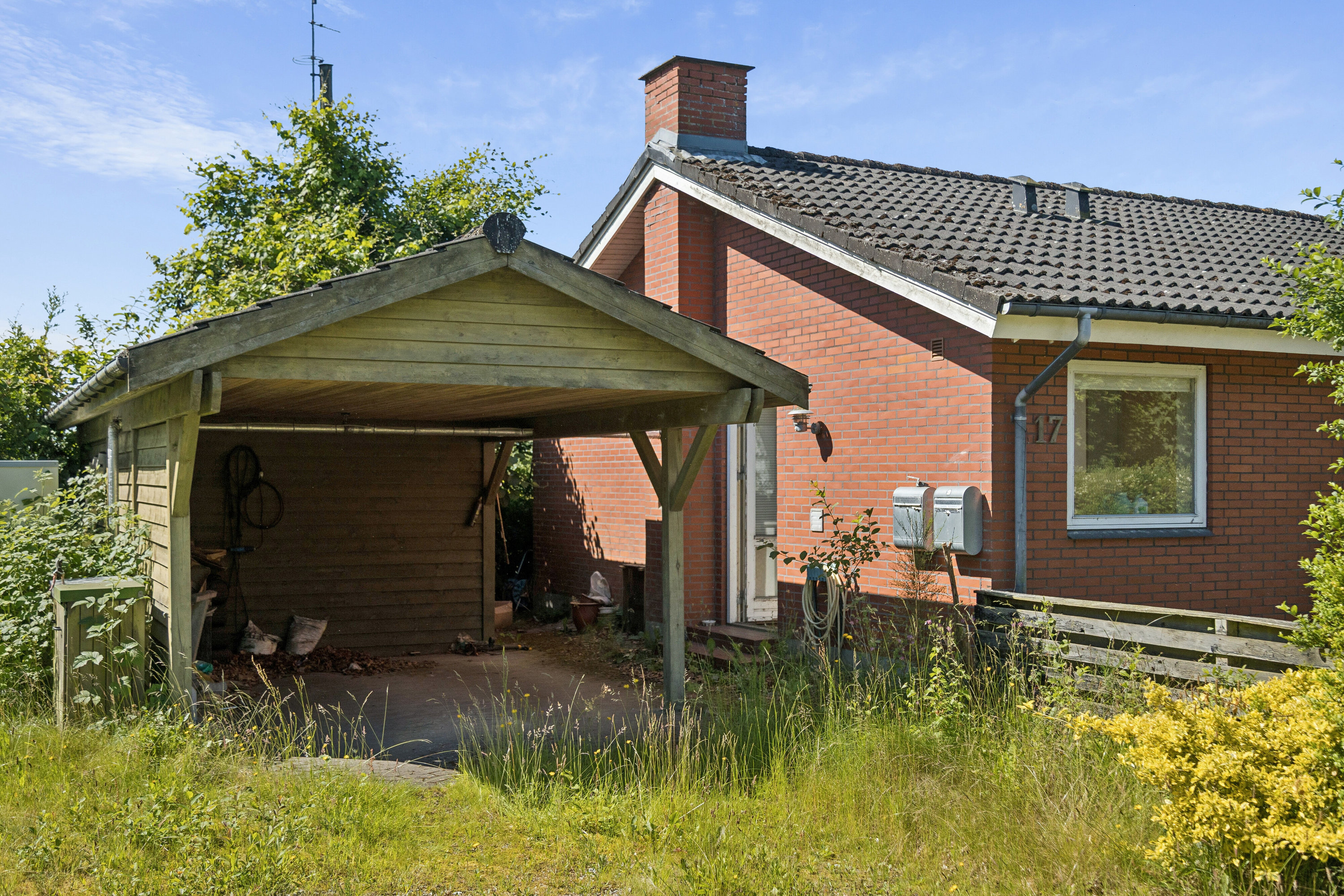 Fremhævet set fra haven billede i fuldskærmstilstand. Billede af Skovgårdsvej 17, Morsbøl, 7200 Grindsted