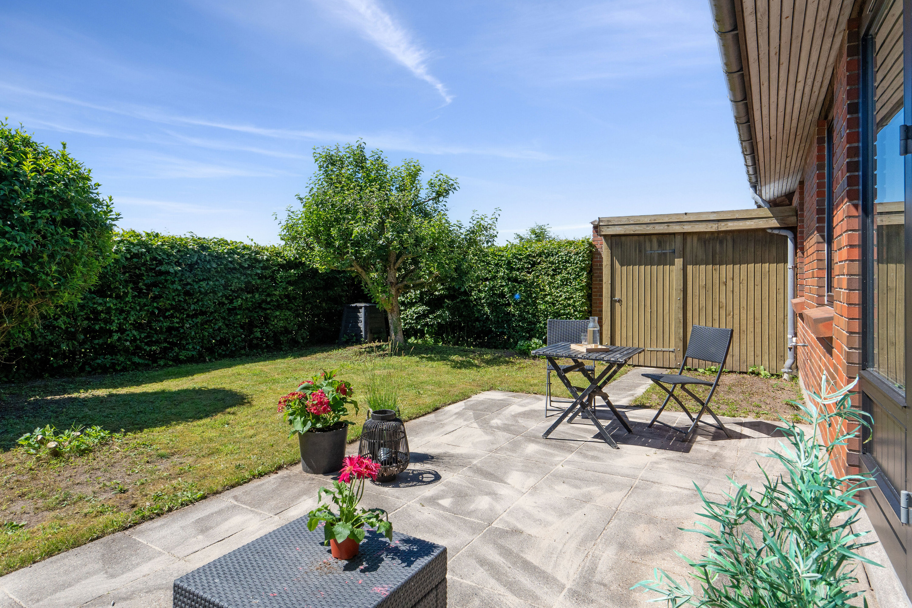 Fremhævet terrasse billede i fuldskærmstilstand. Billede af Hvidkløvervej 13, 5700 Svendborg