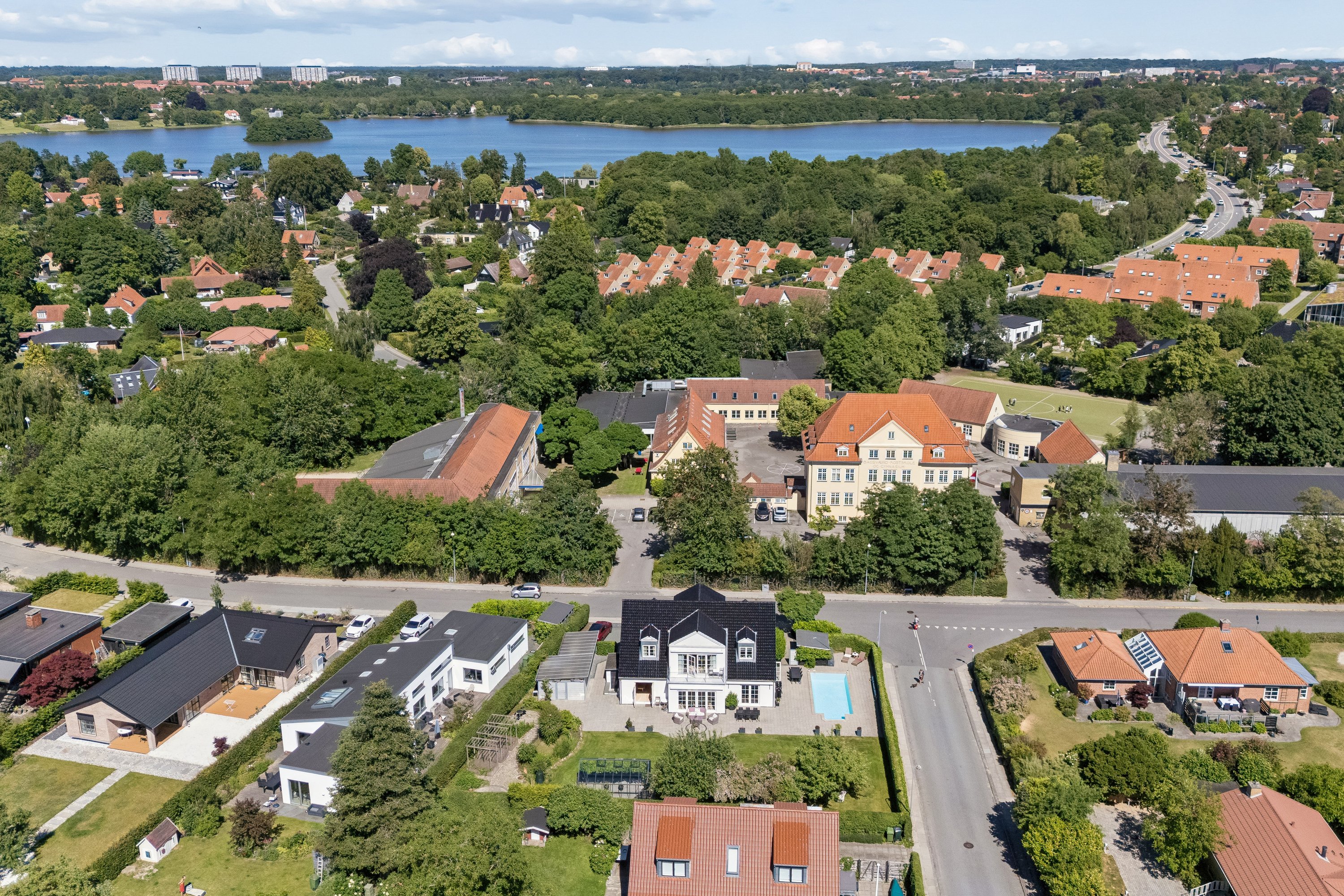 Fremhævet luftfoto billede i fuldskærmstilstand. Billede af Aldershvilevej 151, 2880 Bagsværd