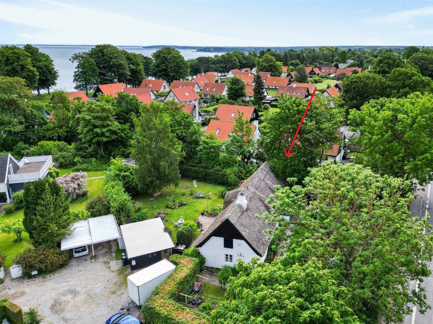 Fremhævet  billede i fuldskærmstilstand. Billede af Munkerup Strandvej 70, 3120 Dronningmølle